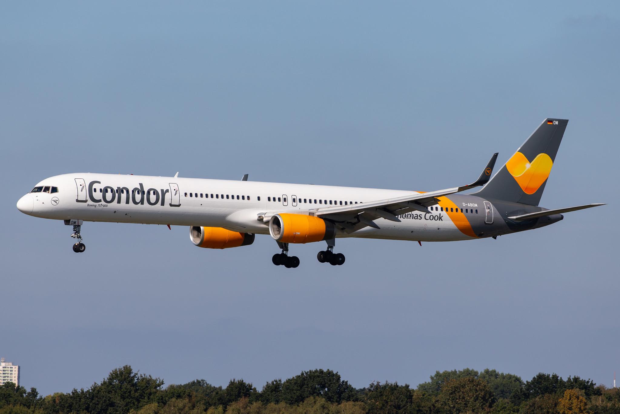 Hamburg Airport: Condor (DE / CFG) |  Boeing 757-330 B753 | D-ABOM | MSN 29022