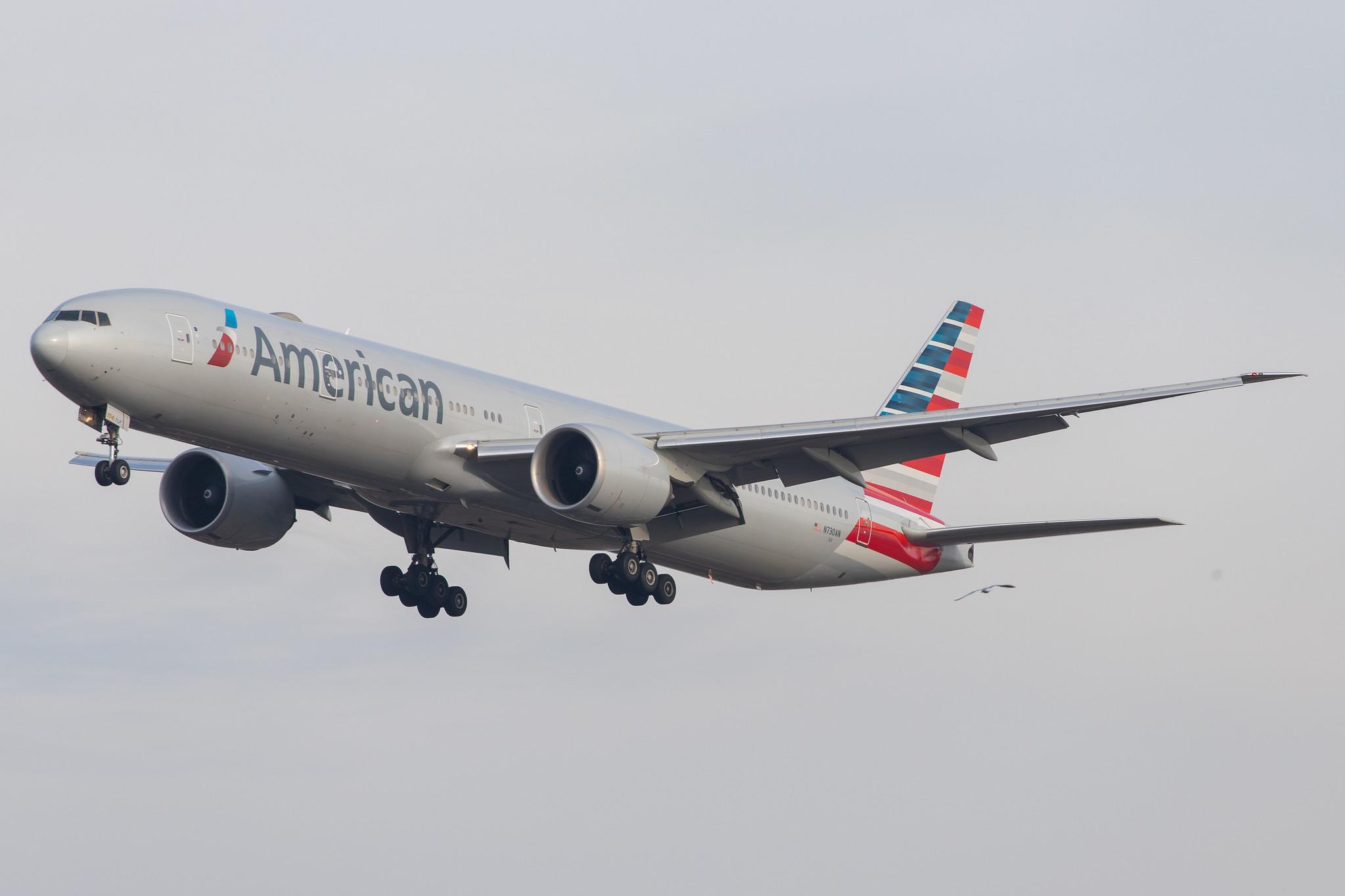 London Heathrow Airport: American Airlines (AA / AAL) |  Boeing 777-323(ER) B77W | N730AN | MSN 31554