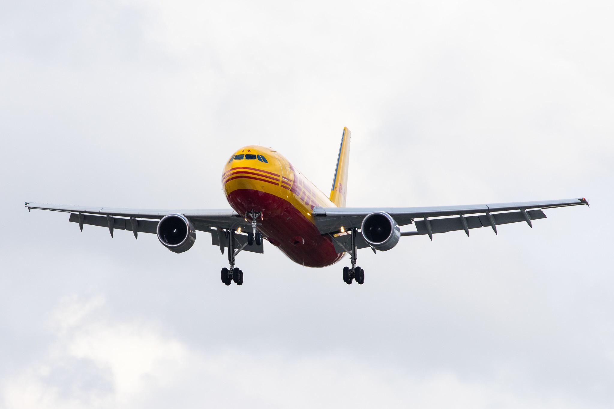 London Heathrow Airport: DHL (D0 / DHK) | Operator: European Air Transport |  Airbus A300B4-622R(F) A306 | D-AEAM | MSN 797