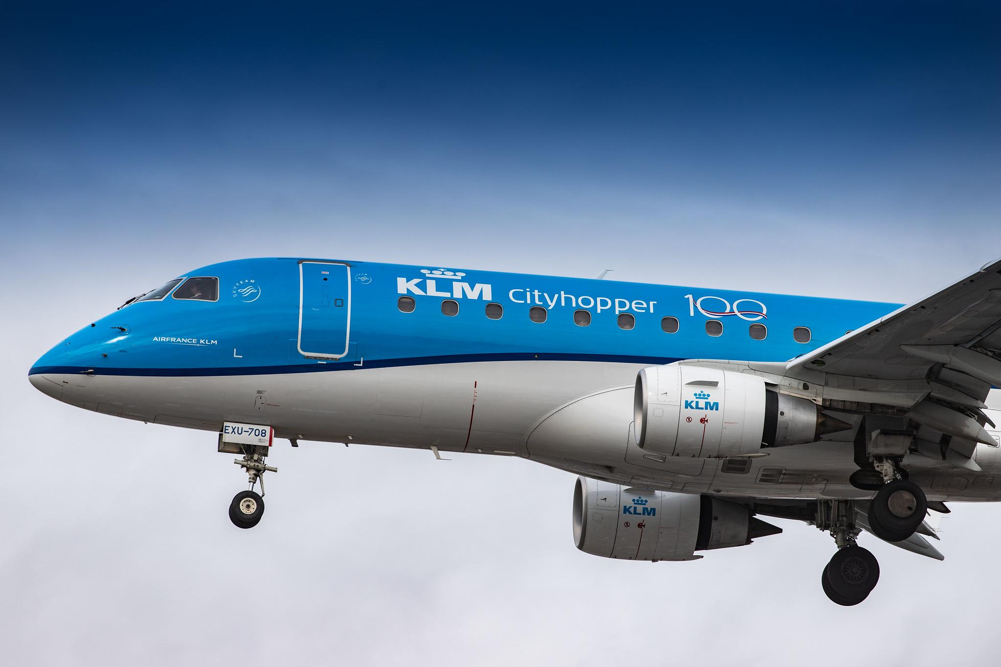 London Heathrow Airport: KLM (KL / KLM) | Operator: KLM Cityhopper |  Embraer E175STD E75L | PH-EXU | MSN 17000708
