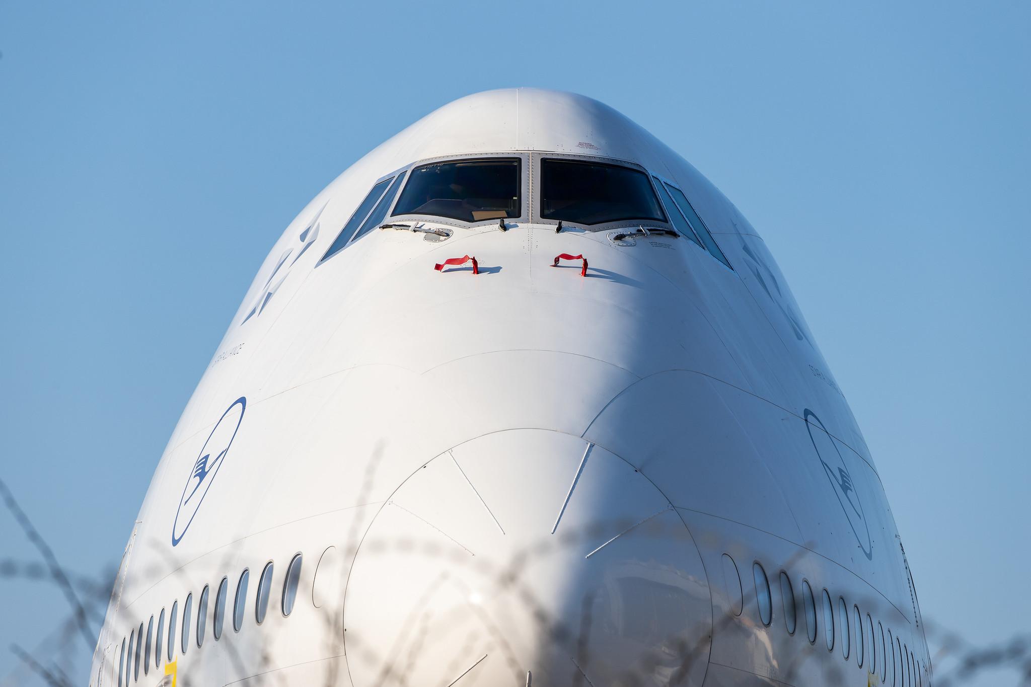 Hamburg Airport: Lufthansa (LH / DLH) |  Boeing 747-830 B748 | D-ABYI | MSN 37833