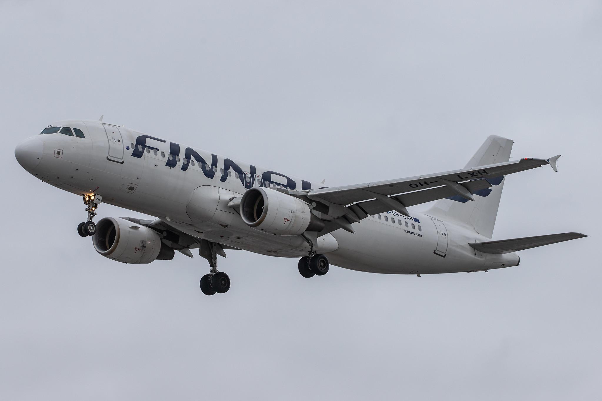 London Heathrow Airport: Finnair (AY / FIN) |  Airbus A320-214 A320 | OH-LXH | MSN 1913