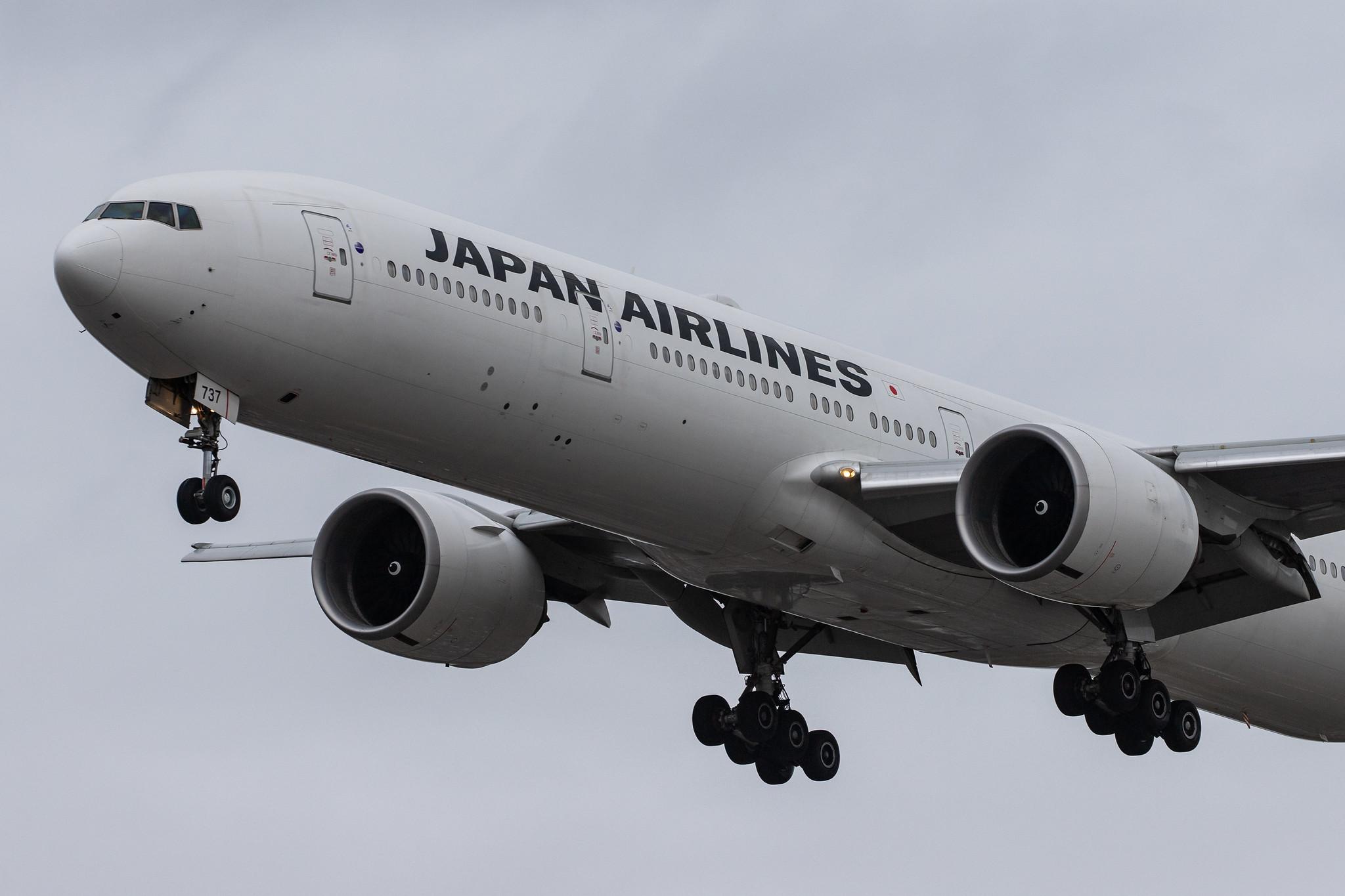 London Heathrow Airport: Japan Airlines (JL / JAL) |  Boeing 777-346(ER) B77W | JA737J | MSN 36126