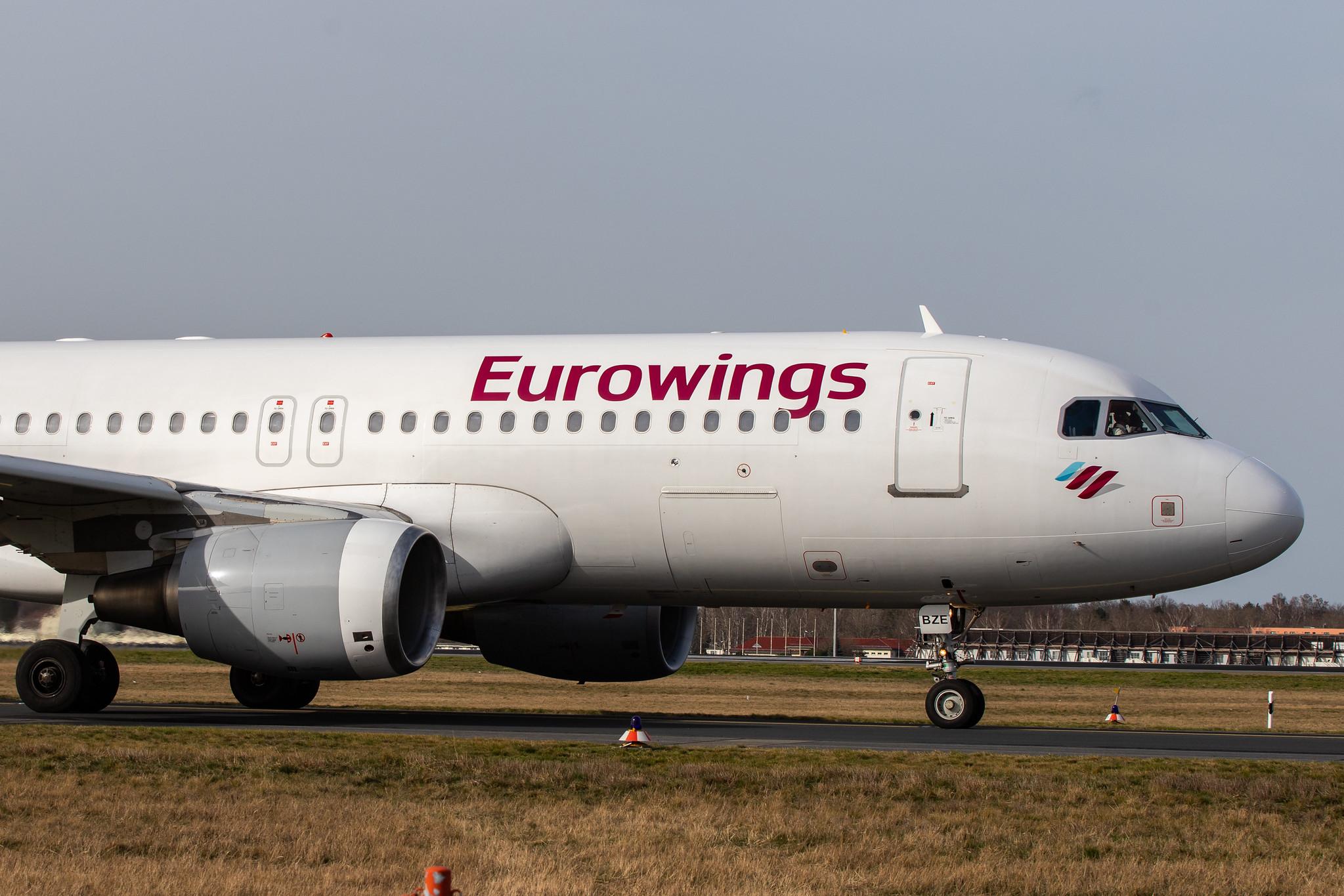 Flughafen Berlin Tegel (TXL): Eurowings (EW / EWG) |  Airbus A320-216 A320 | D-ABZE | MSN 3464