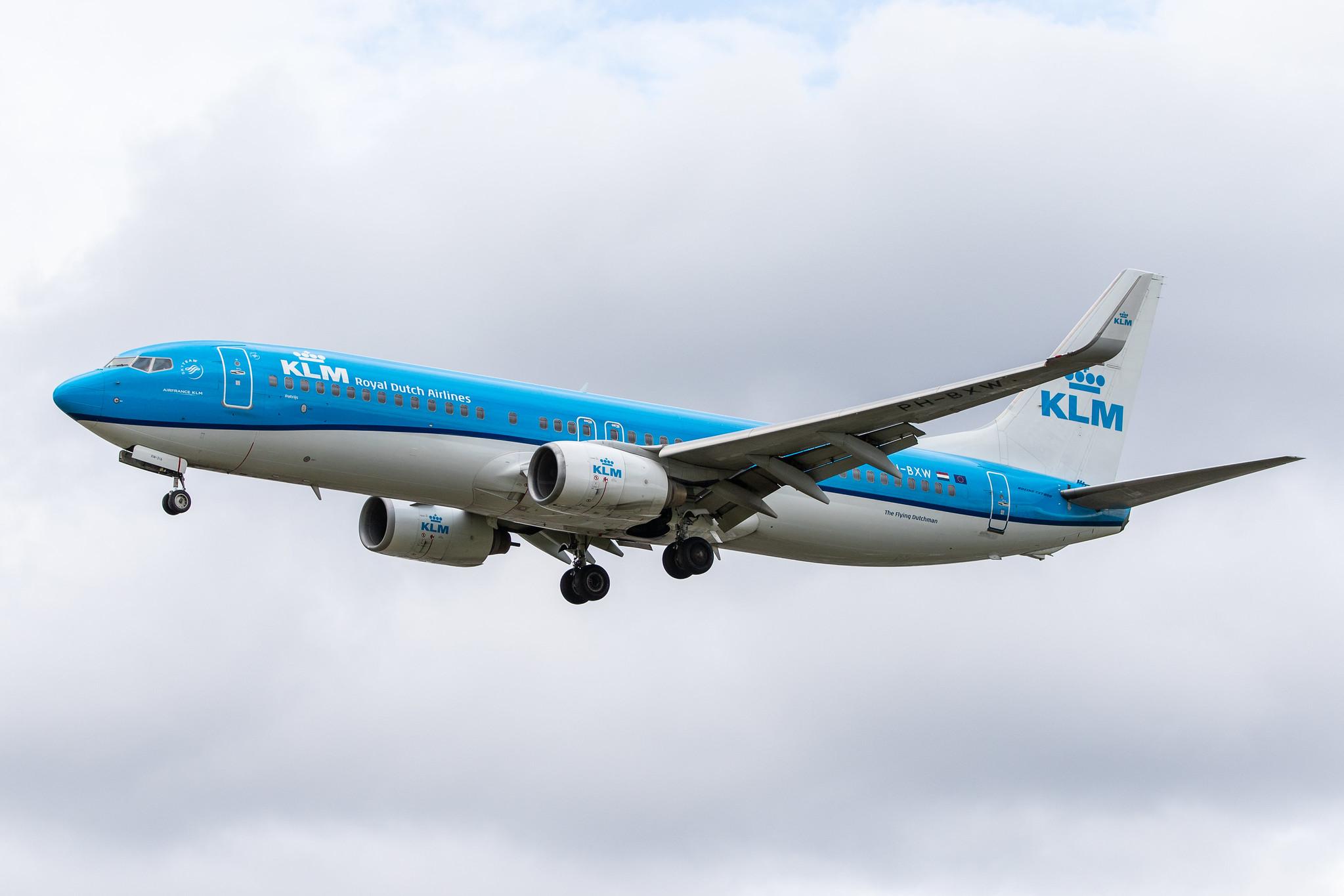 London Heathrow Airport: KLM (KL / KLM) |  Boeing 737-8K2 B738 | PH-BXW | MSN 30360