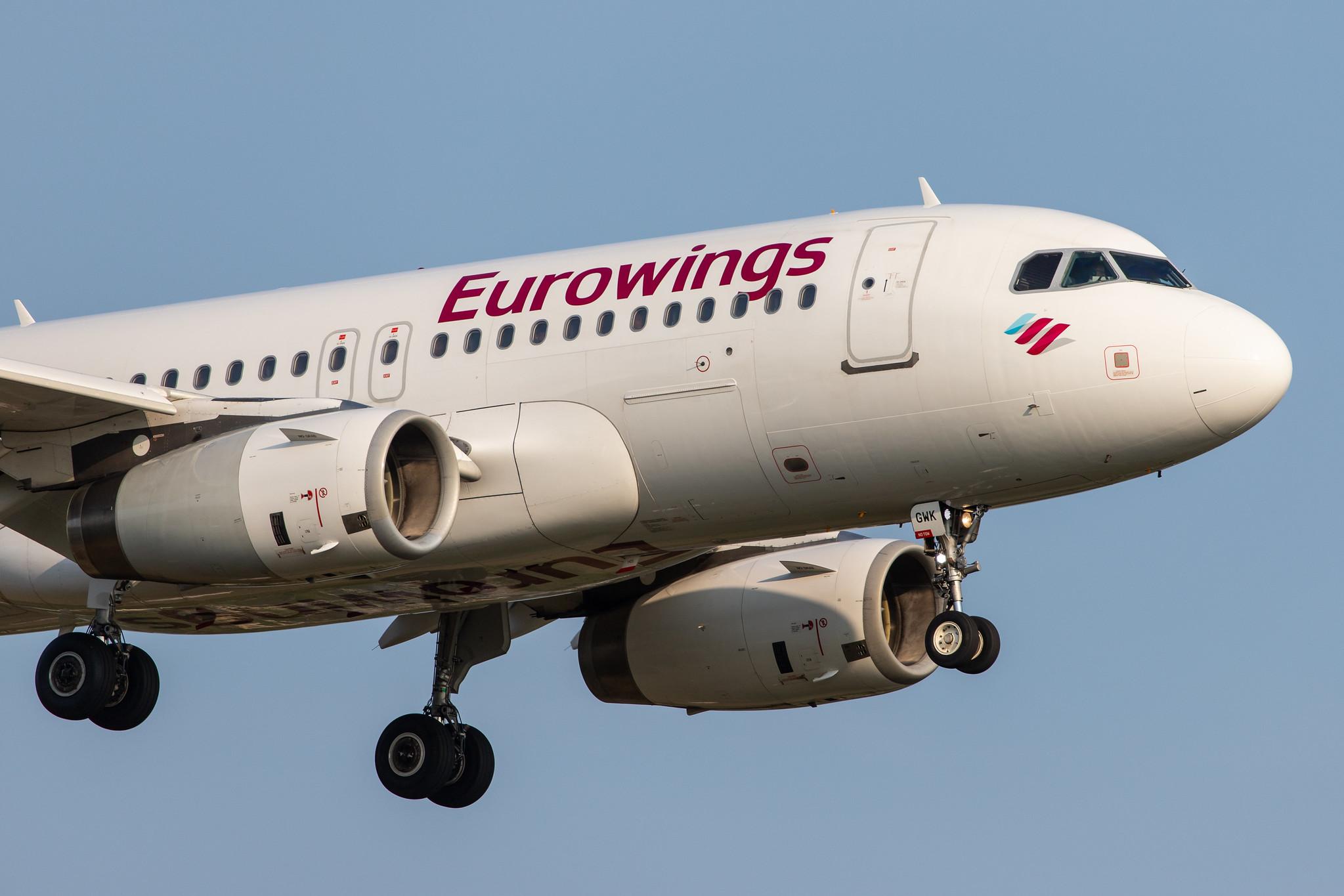 Hamburg Airport: Eurowings (EW / EWG) | Operator: Germanwings |  Airbus A319-132 A319 | D-AGWK | MSN 3500