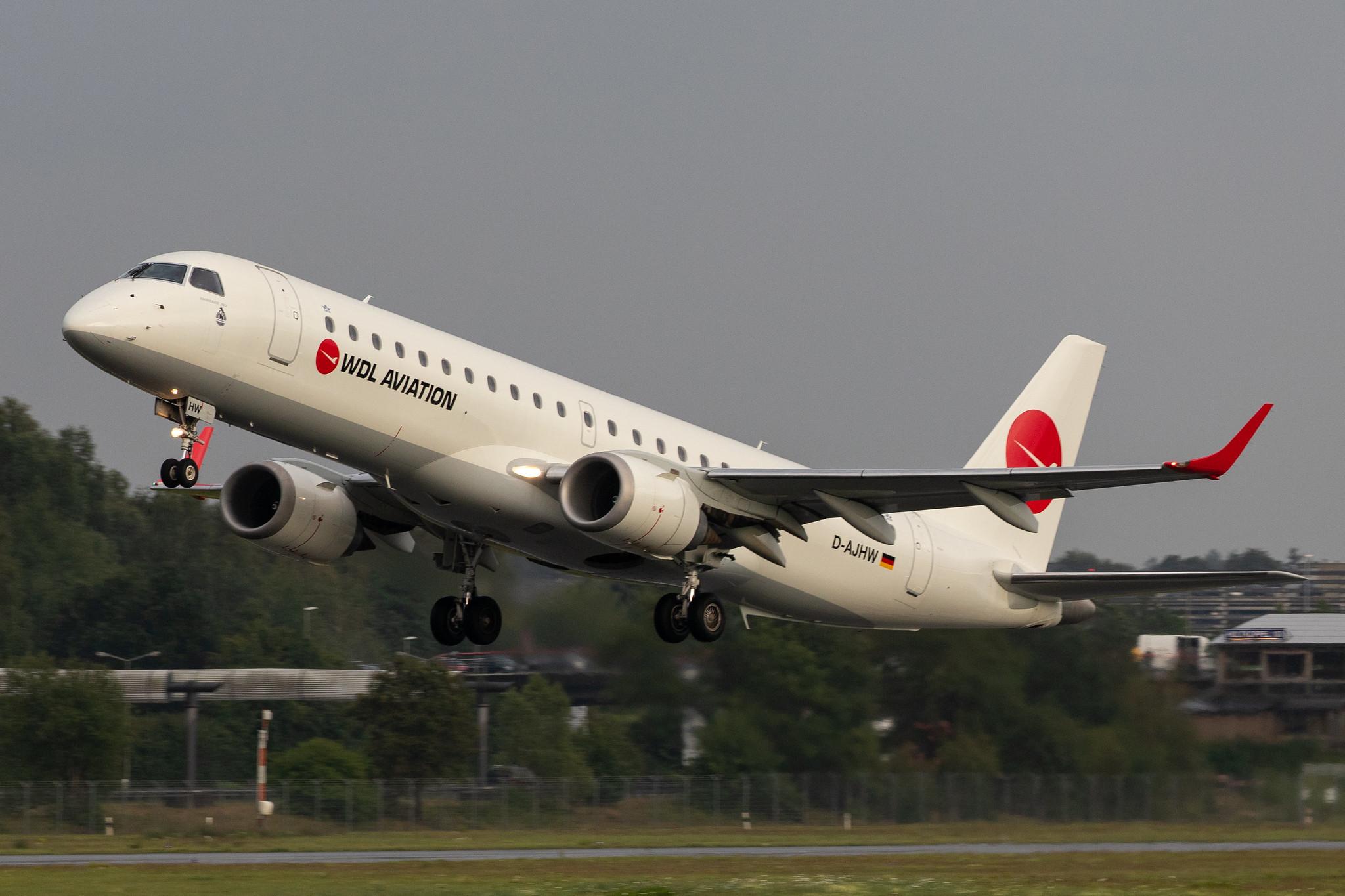 Hamburg Airport: WDL Aviation (WH / WDL) |   Embraer E190LR E190 | D-AJHW | MSN 19000061