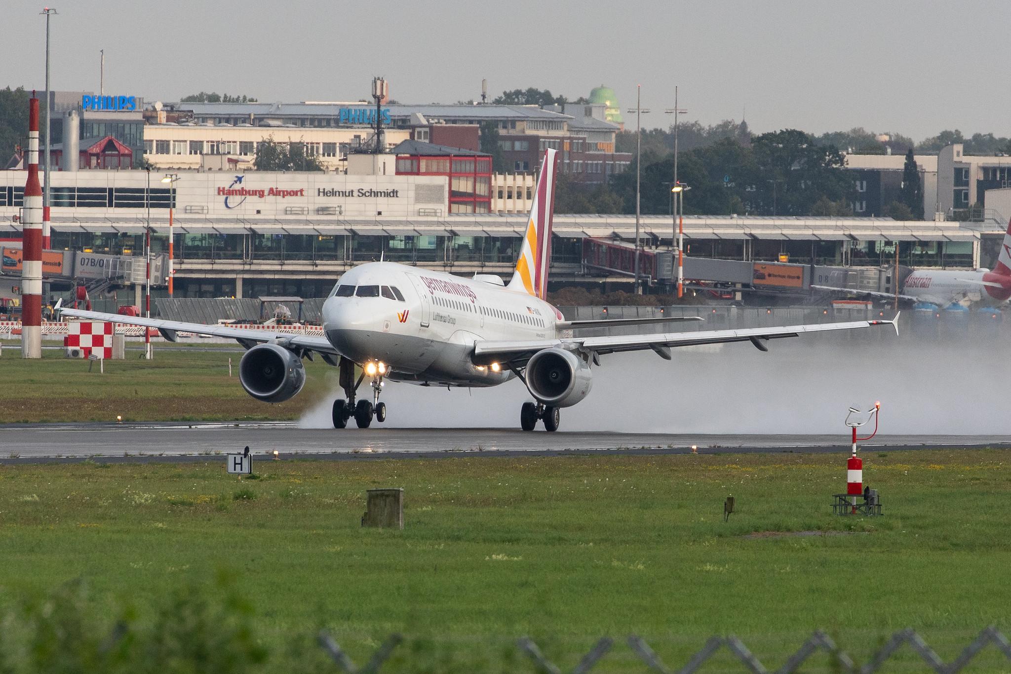 Hamburg Airport: Eurowings (EW / EWG) | Operator: Germanwings |  Airbus A319-112 A319 | D-AKNQ | MSN 1170