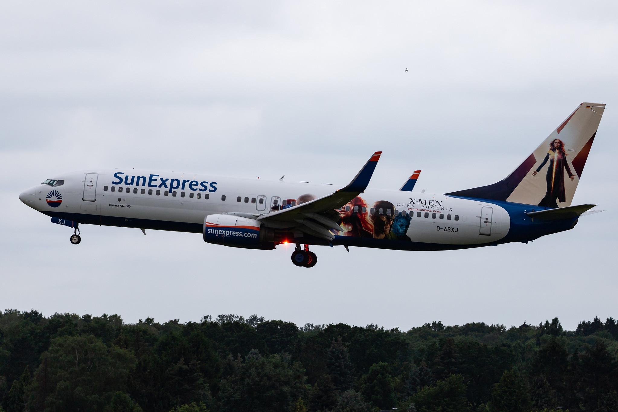 Hamburg Airport: SunExpress (XQ / SXS) |  Livery: X-Men Livery | Operator: SunExpress Deutschland |  Boeing 737-86N B738 | D-ASXJ | MSN 30807