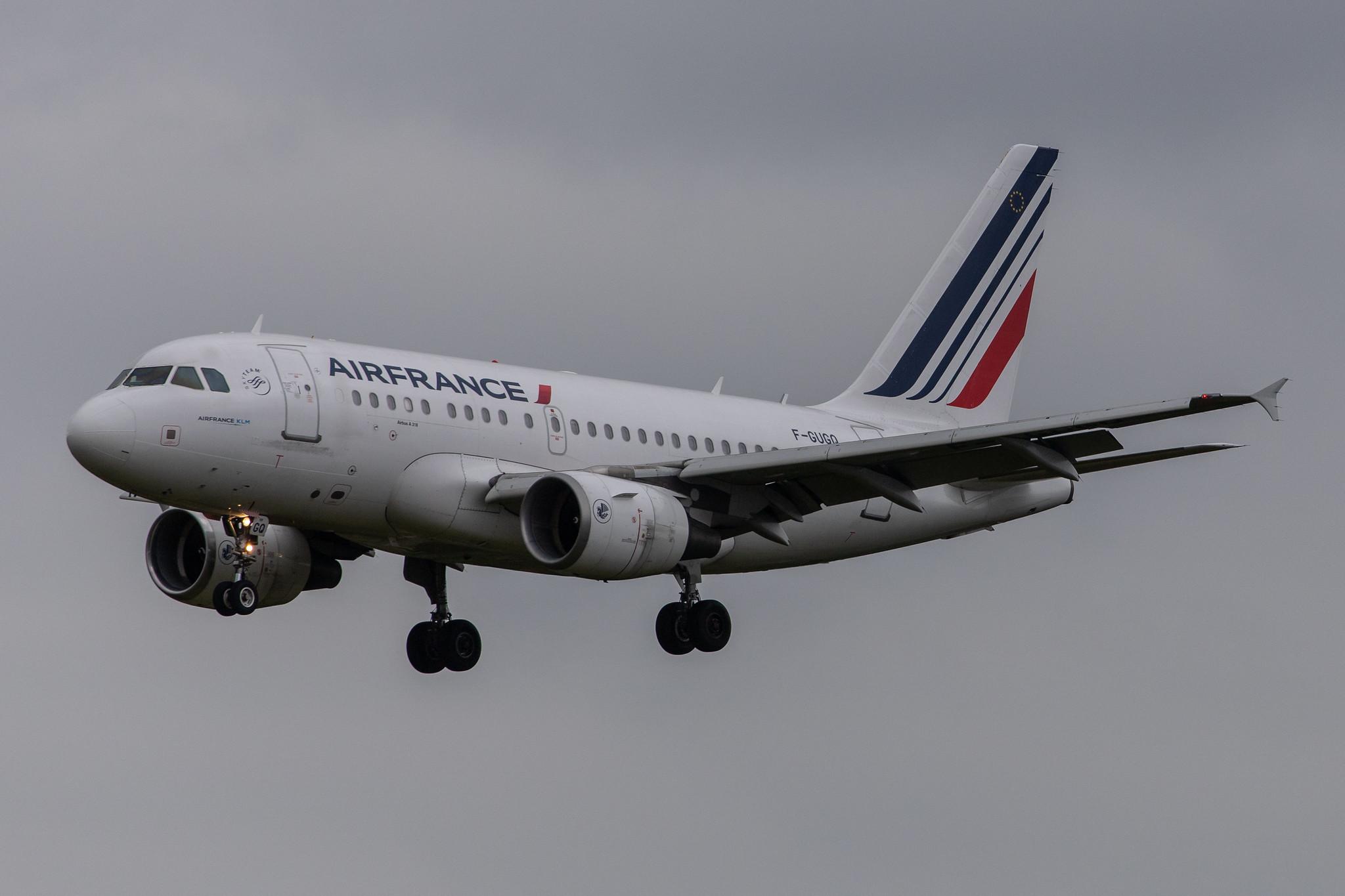 Hamburg Airport: Air France (AF / AFR) |  Airbus A318-111 A318 | F-GUGQ | MSN 2972