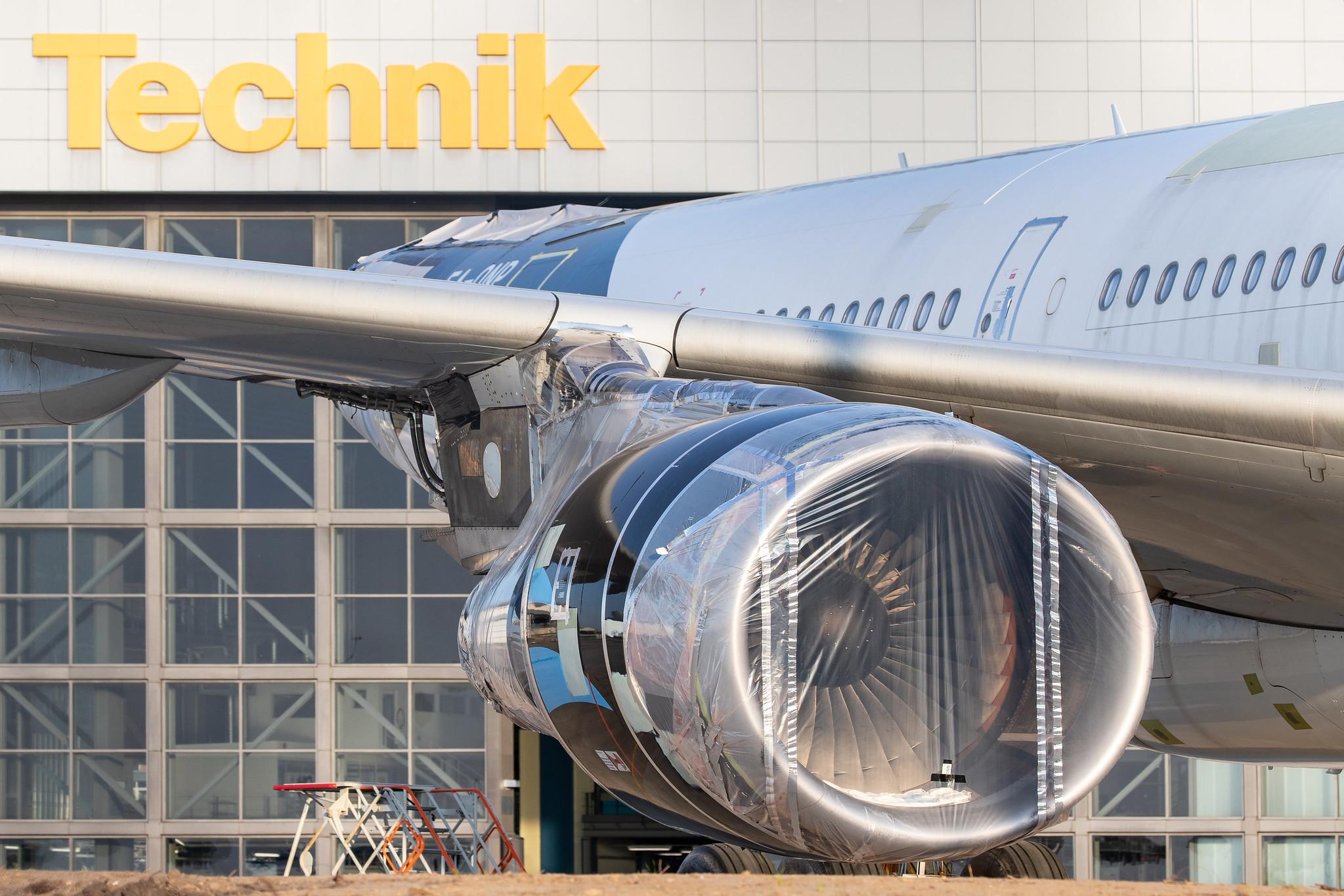 Hamburg Airport: Afriqiyah Airways |  Airbus A330-202 A332 | 5A-ONP | MSN 1472