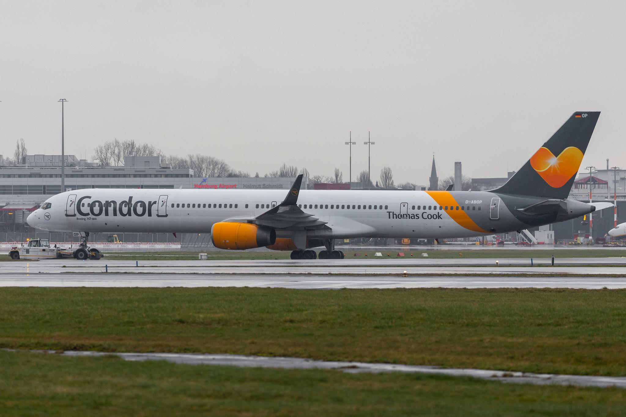 Hamburg Airport Apron: Condor (DE / CFG) |  Boeing 757-3CQ B753 | D-ABOP | MSN 32241
