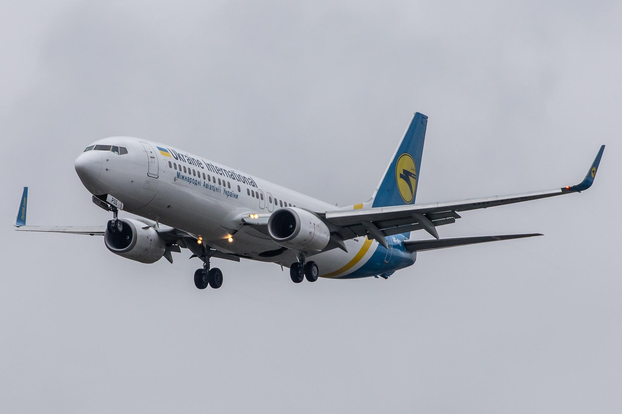 Flughafen Berlin Tegel (TXL): Ukraine International Airlines (PS / AUI) | Operator: Ukraine Int. Airlines |  Boeing 737-8AS B738 | UR-PSS | MSN 35005
