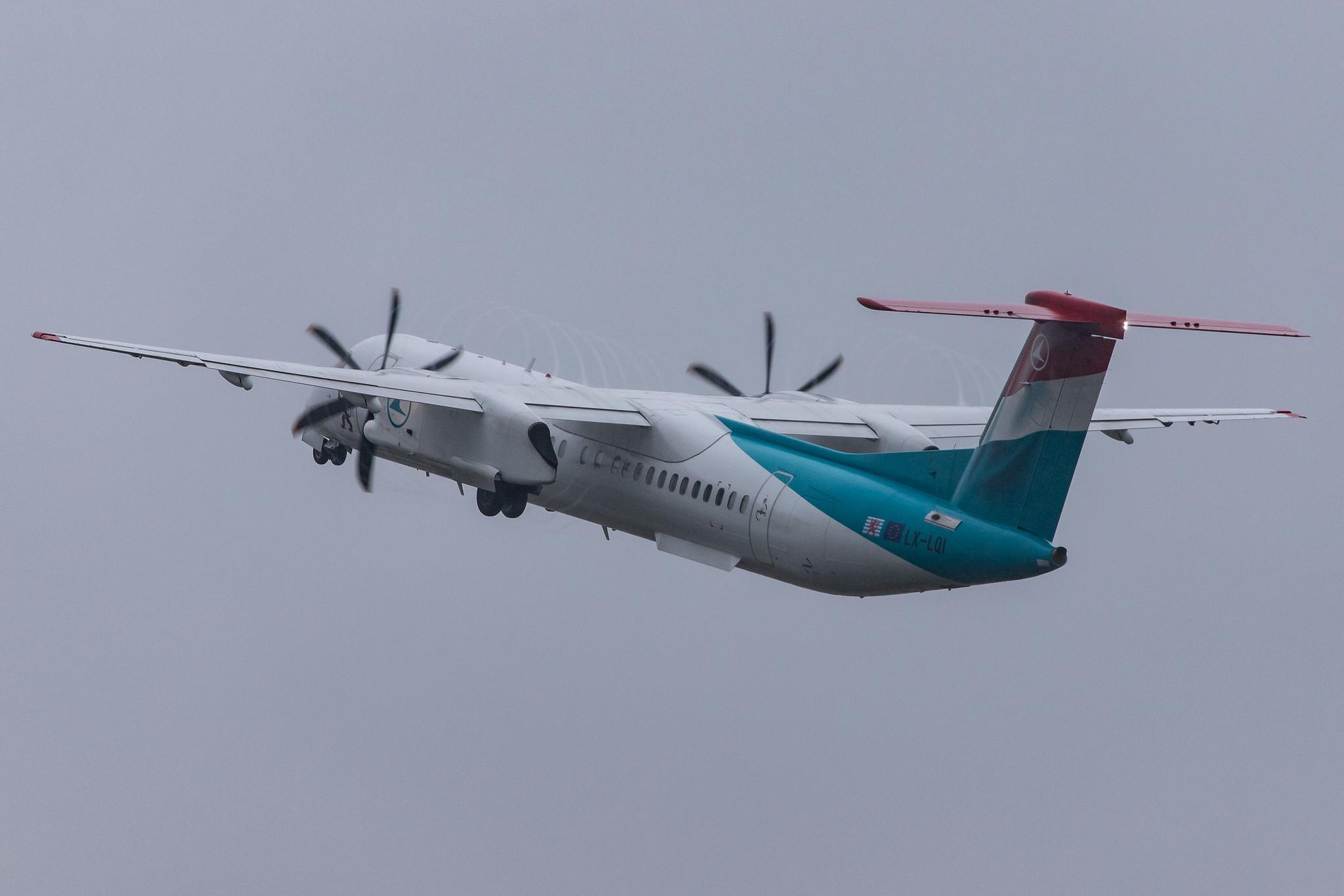Hamburg Airport Apron: Luxair (LG / LGL) |  De Havilland Canada Dash 8-400 DH8D | LX-LQI | MSN 4534