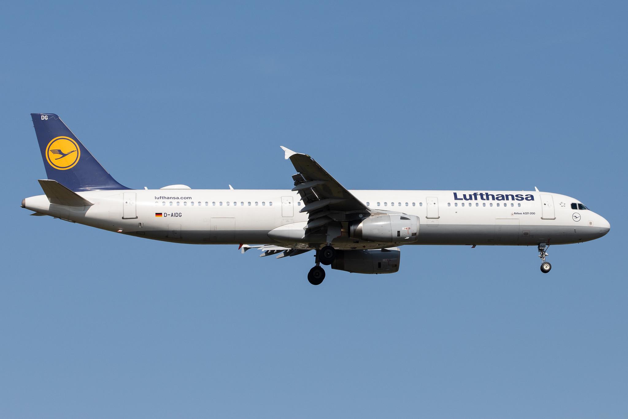 Frankfurt Airport: Lufthansa (LH / DLH) |  Airbus A321-231 A321 | D-AIDG | MSN 4672