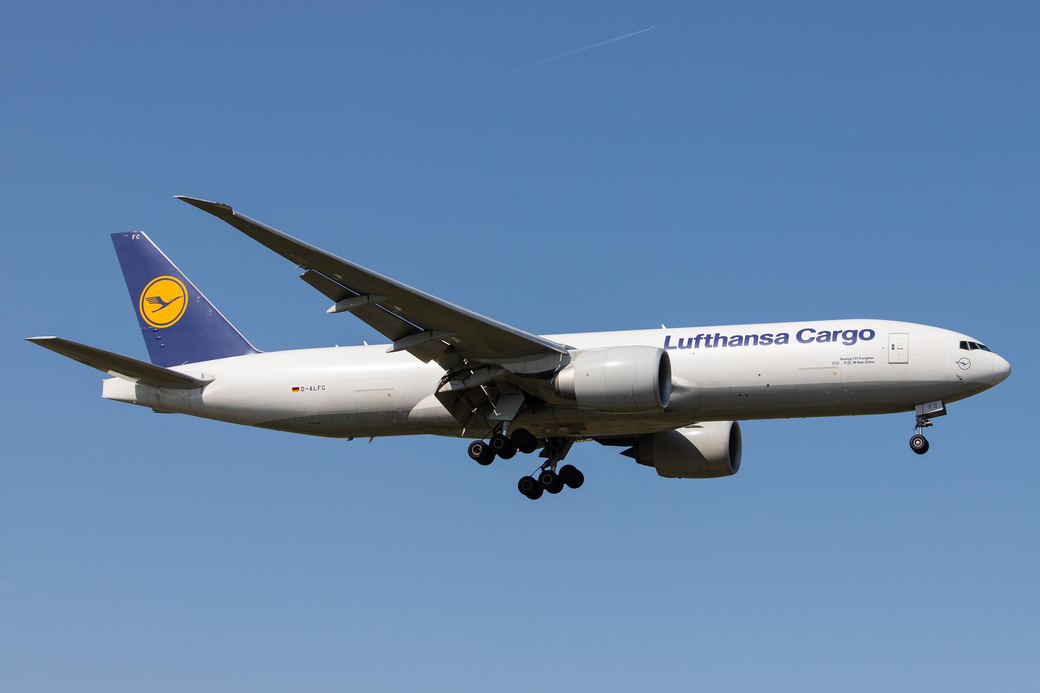Frankfurt Airport: Lufthansa Cargo (/ GEC) |  Boeing 777-FBT B77L | D-ALFC | MSN 41676
