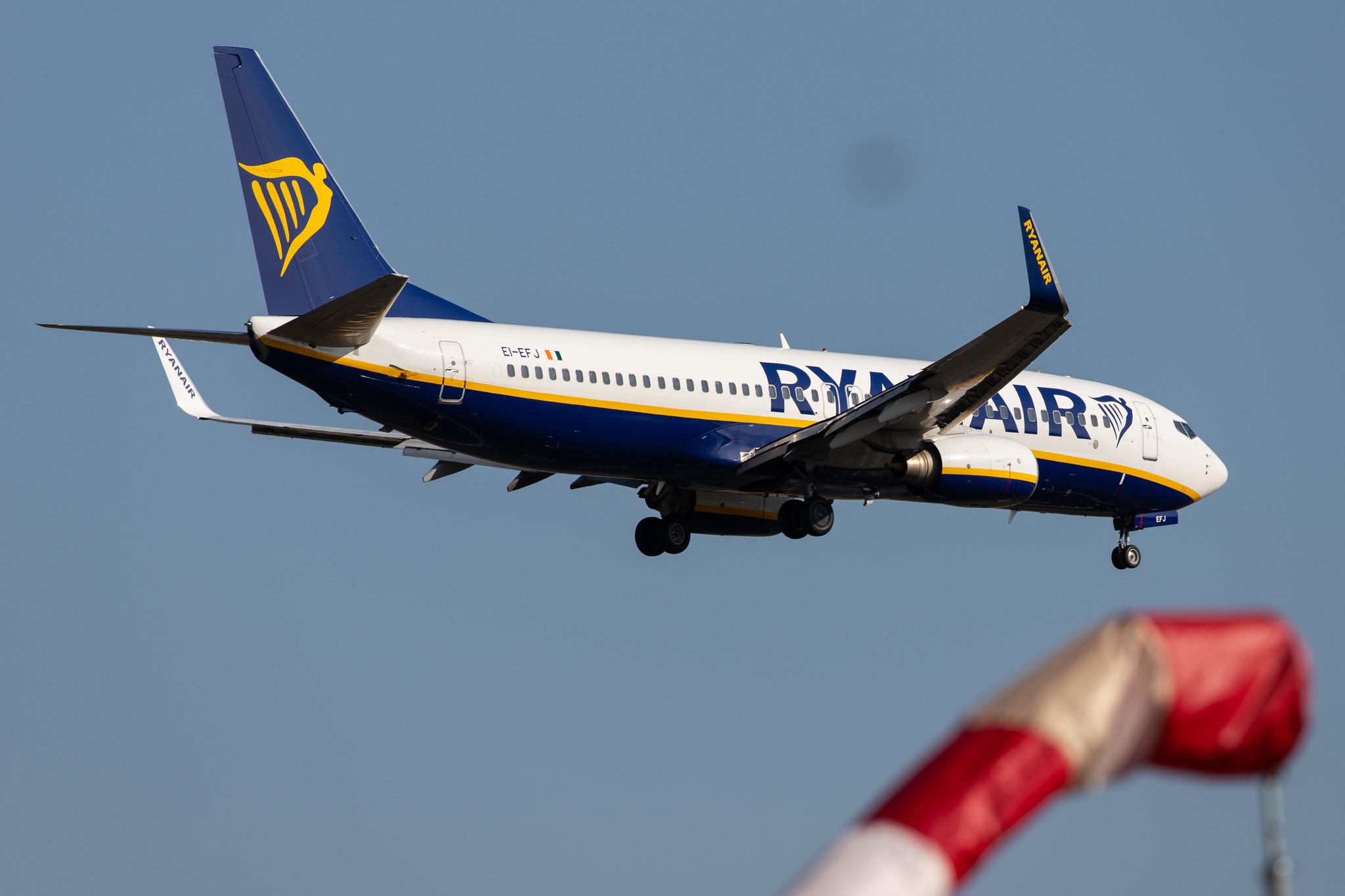 Frankfurt Airport: Ryanair (FR / RYR) |  Boeing 737-8AS B738 | EI-EFJ | MSN 37536