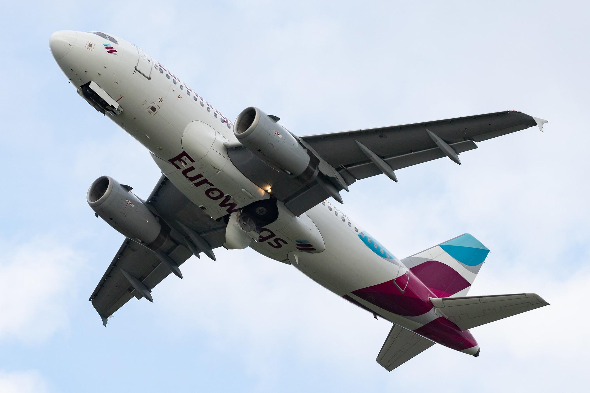 Hamburg Airport: Eurowings (EW / EWG) |  Airbus A319-132 A319 | D-AGWC | MSN 2976