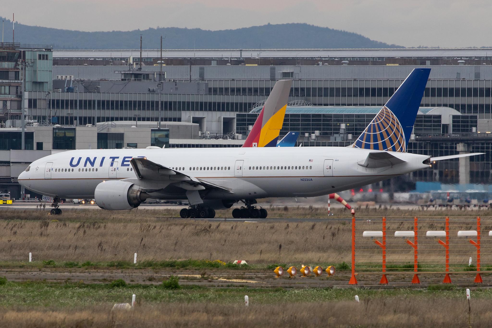 Frankfurt Airport: United Airlines (UA / UAL) |  Boeing 777-222(ER) B772 | N222UA | MSN 30553