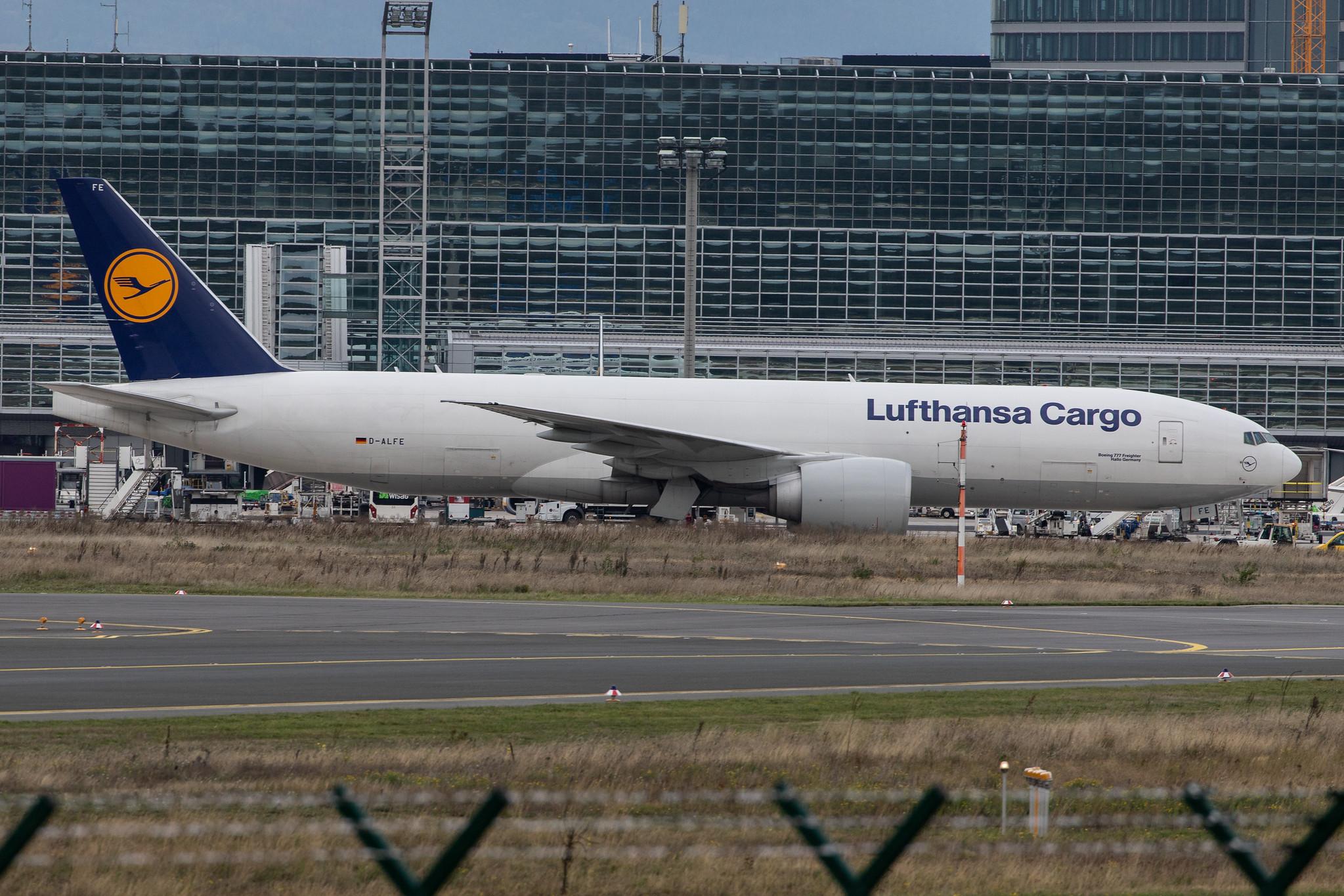 Frankfurt Airport: Lufthansa Cargo (/ GEC) |  Boeing 777-FBT B77L | D-ALFE | MSN 41678