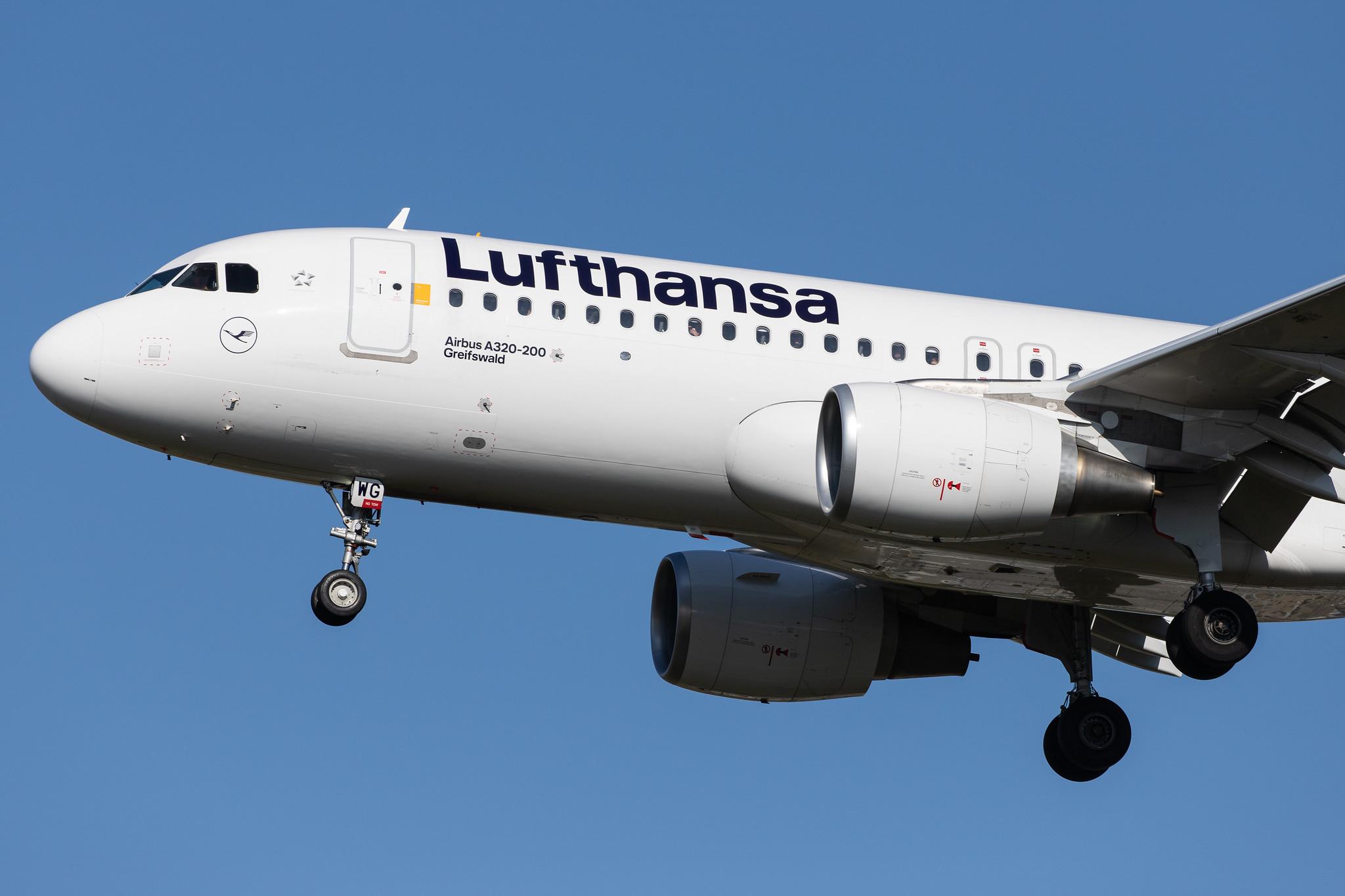 Frankfurt Airport: Lufthansa (LH / DLH) |  Airbus A320-214 A320 | D-AIWG | MSN 8902