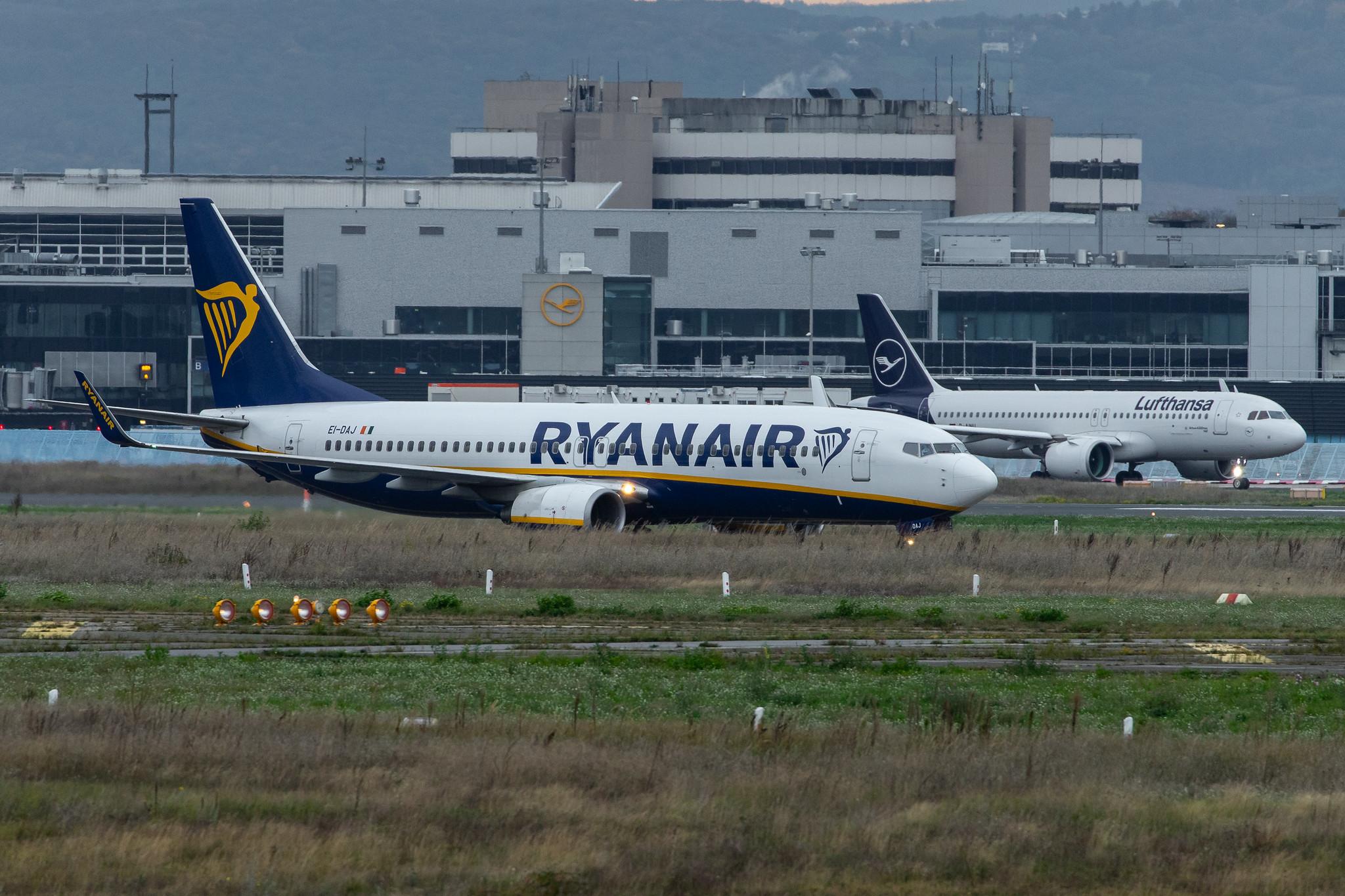 Frankfurt Airport: Ryanair (FR / RYR) |  Boeing 737-8AS B738 | EI-DAJ | MSN 33548