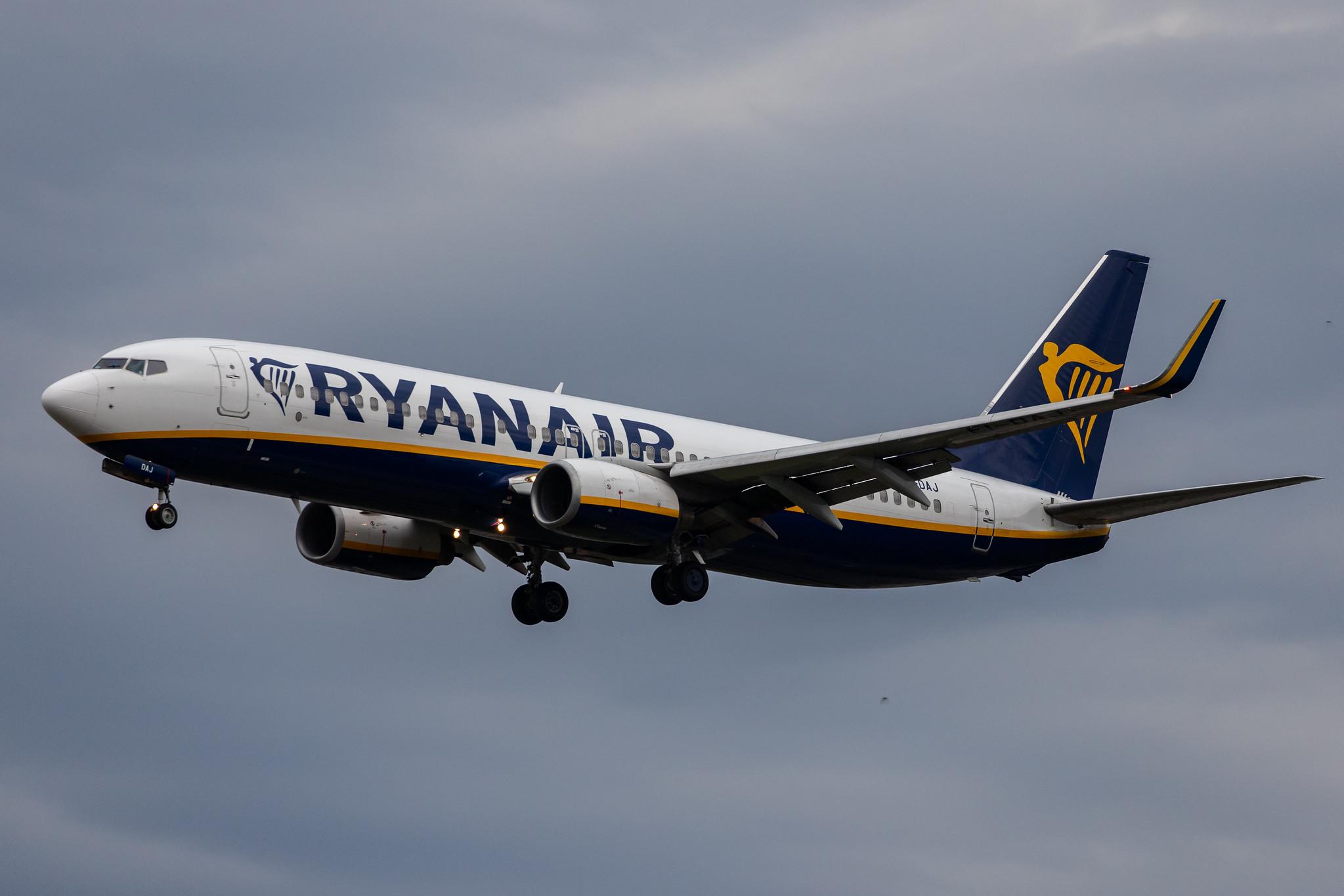 Frankfurt Airport: Ryanair (FR / RYR) |  Boeing 737-8AS B738 | EI-DAJ | MSN 33548