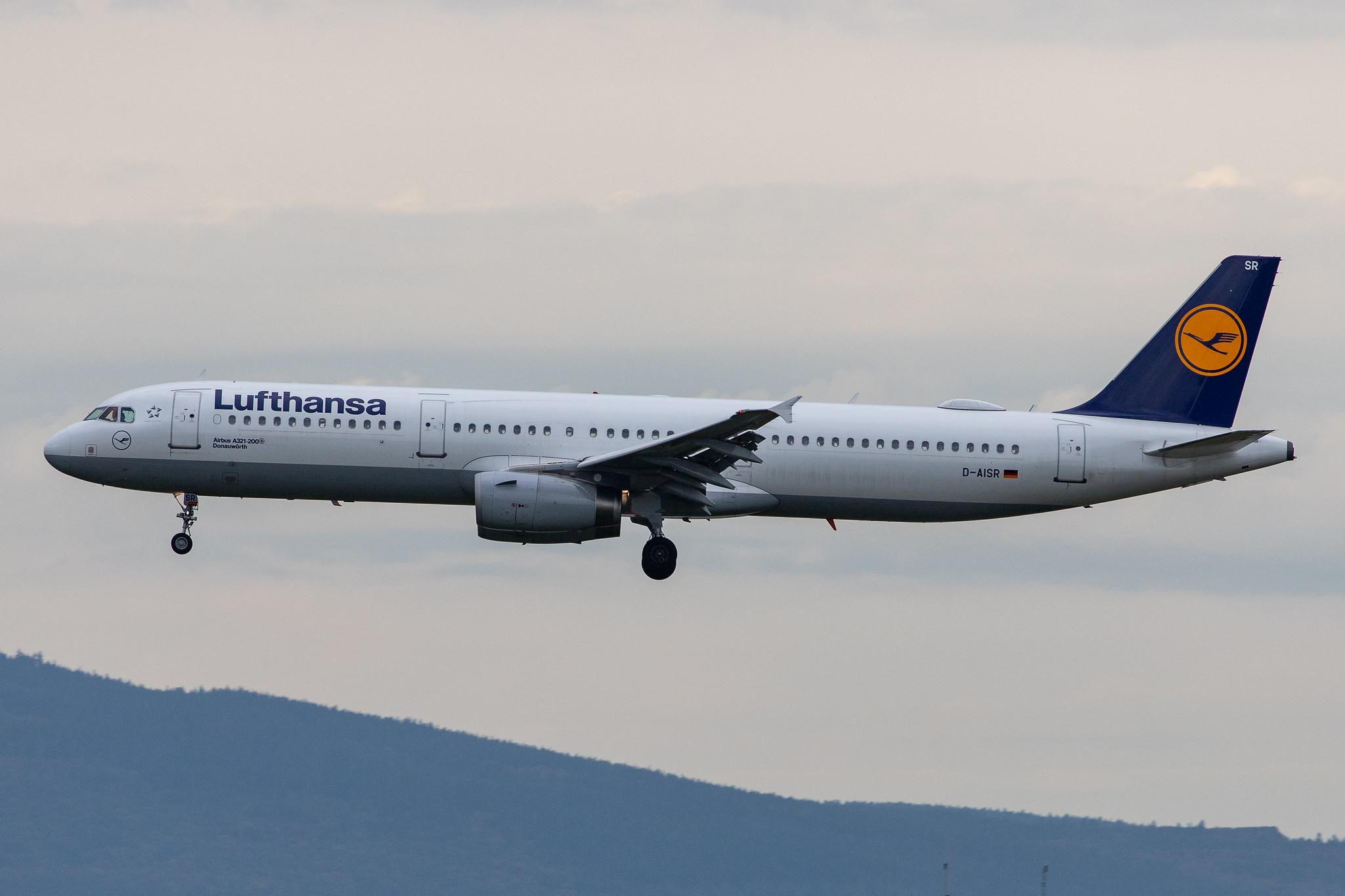 Frankfurt Airport: Lufthansa (LH / DLH) |  Airbus A321-231 A321 | D-AISR | MSN 3987