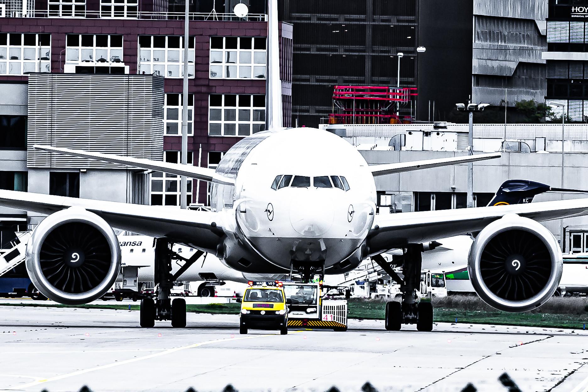 Frankfurt Airport: Lufthansa Cargo (/ GEC) |  Boeing 777-FBT B77L | D-ALFE | MSN 41678