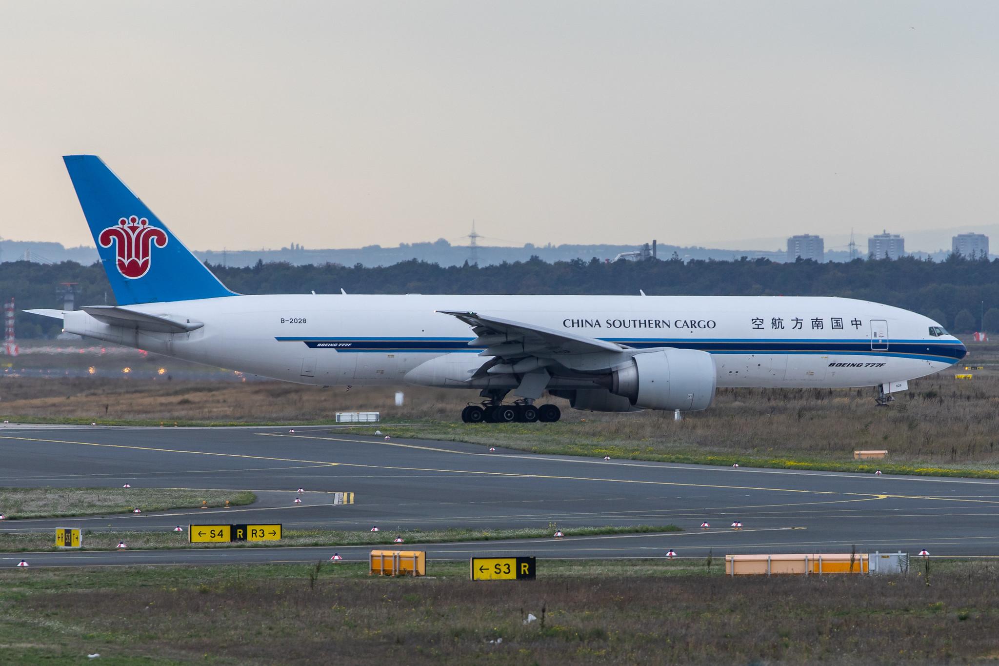 Frankfurt Airport: China Southern Cargo (CZ / CSN) | Operator: China Southern Airlines |  Boeing 777-F1B B77L | B-2028 | MSN 41637