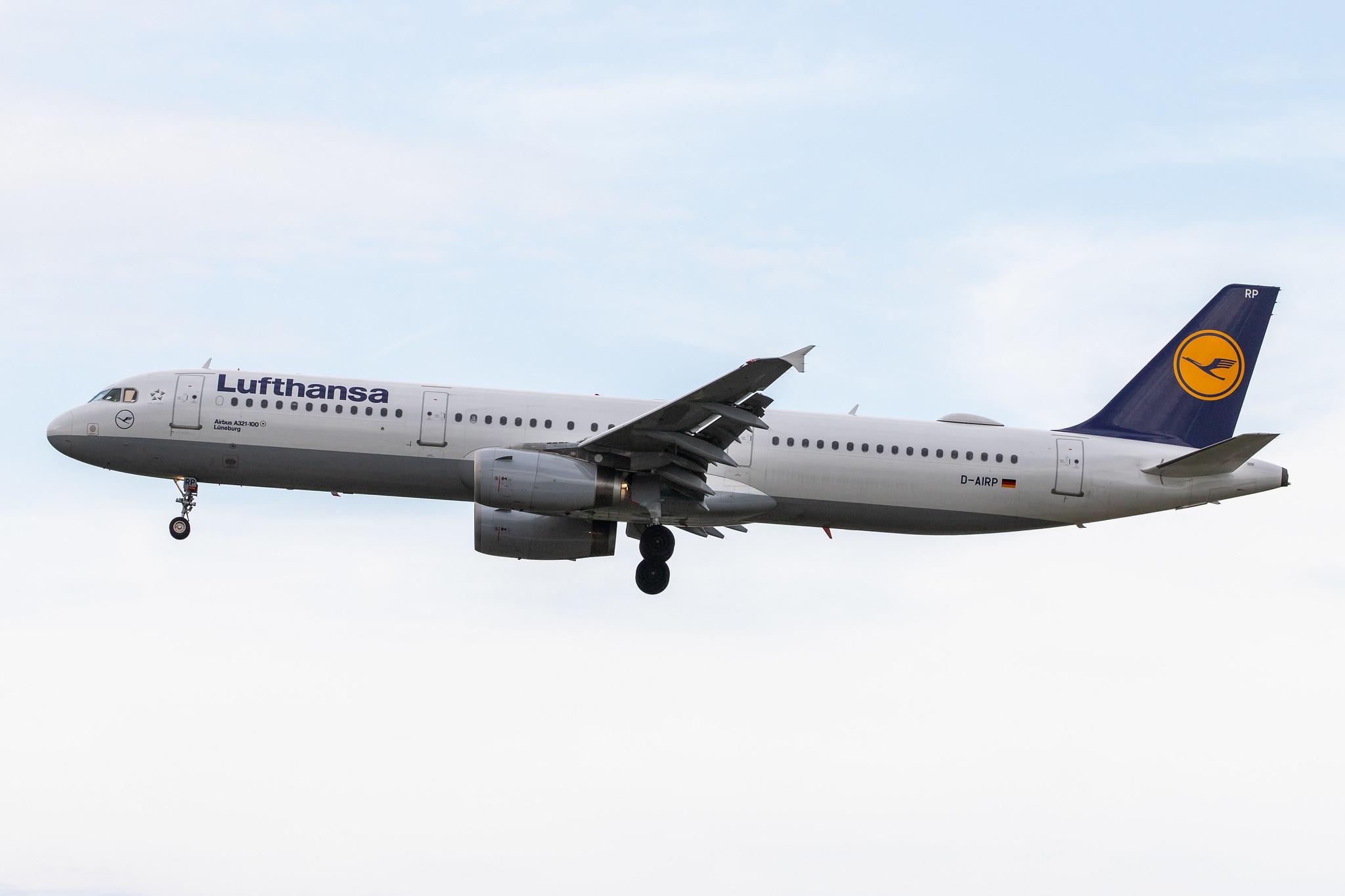 Frankfurt Airport: Lufthansa (LH / DLH) |  Airbus A321-131 A321 | D-AIRP | MSN 0564