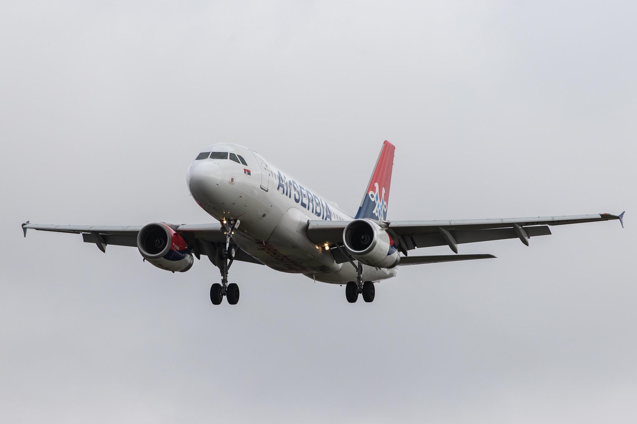 London Heathrow Airport: AirSERBIA (JU / ASL) |  Airbus A319-132 A319 | YU-APF | MSN 3317