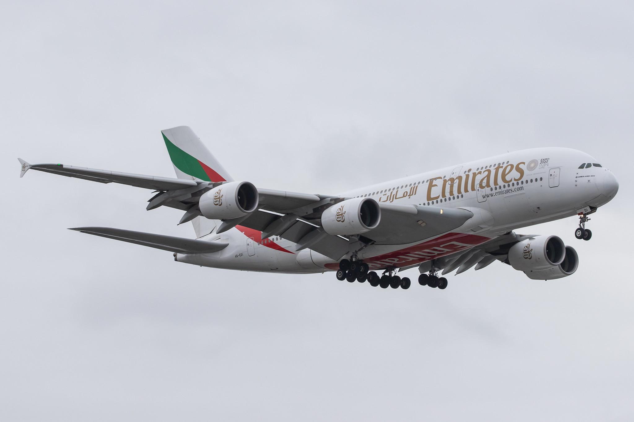 London Heathrow Airport: Emirates (EK / UAE) |  Airbus A380-861 A388 | A6-EDI | MSN 028