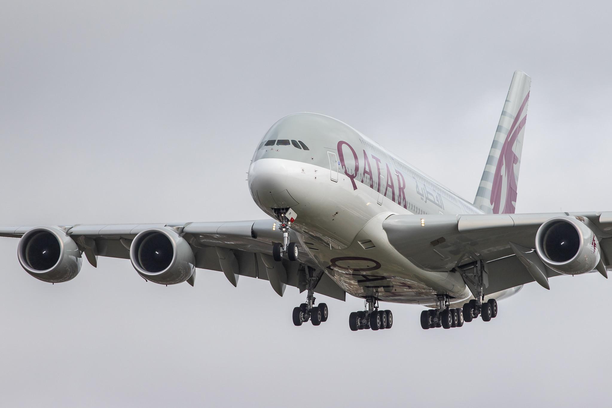 London Heathrow Airport: Qatar Airways (QR / QTR) |  Airbus A380-861 A388 | A7-API | MSN 235