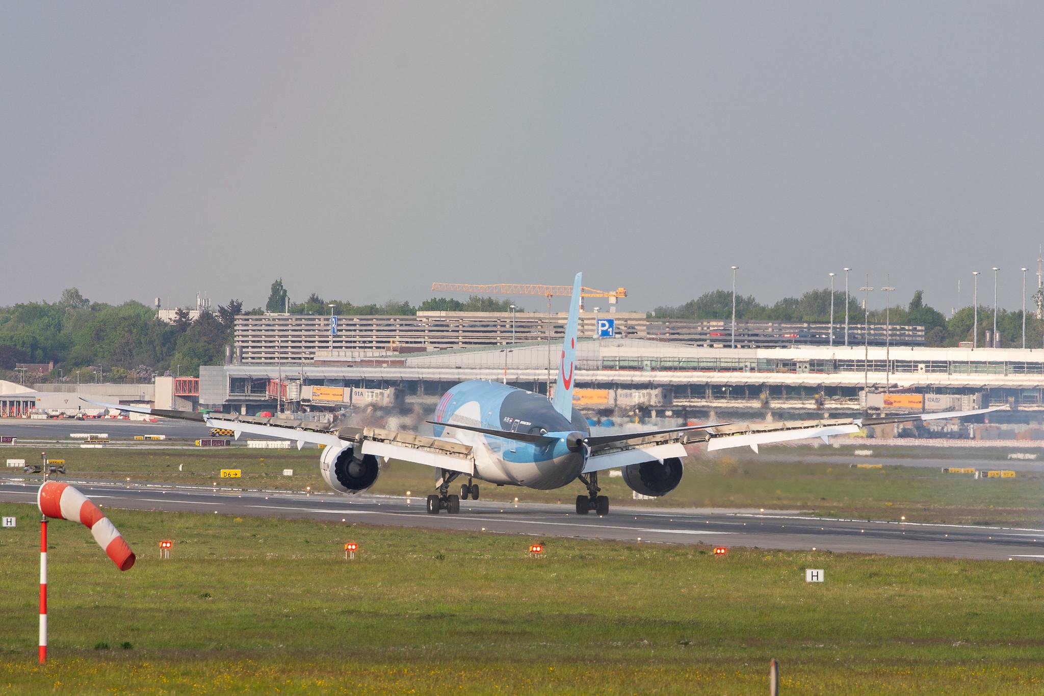 Hamburg Airport: TUI (X3 / TUI) | Operator: TUI fly Netherlands |  Boeing 787-8 Dreamliner B788 | PH-TFK | MSN 36427