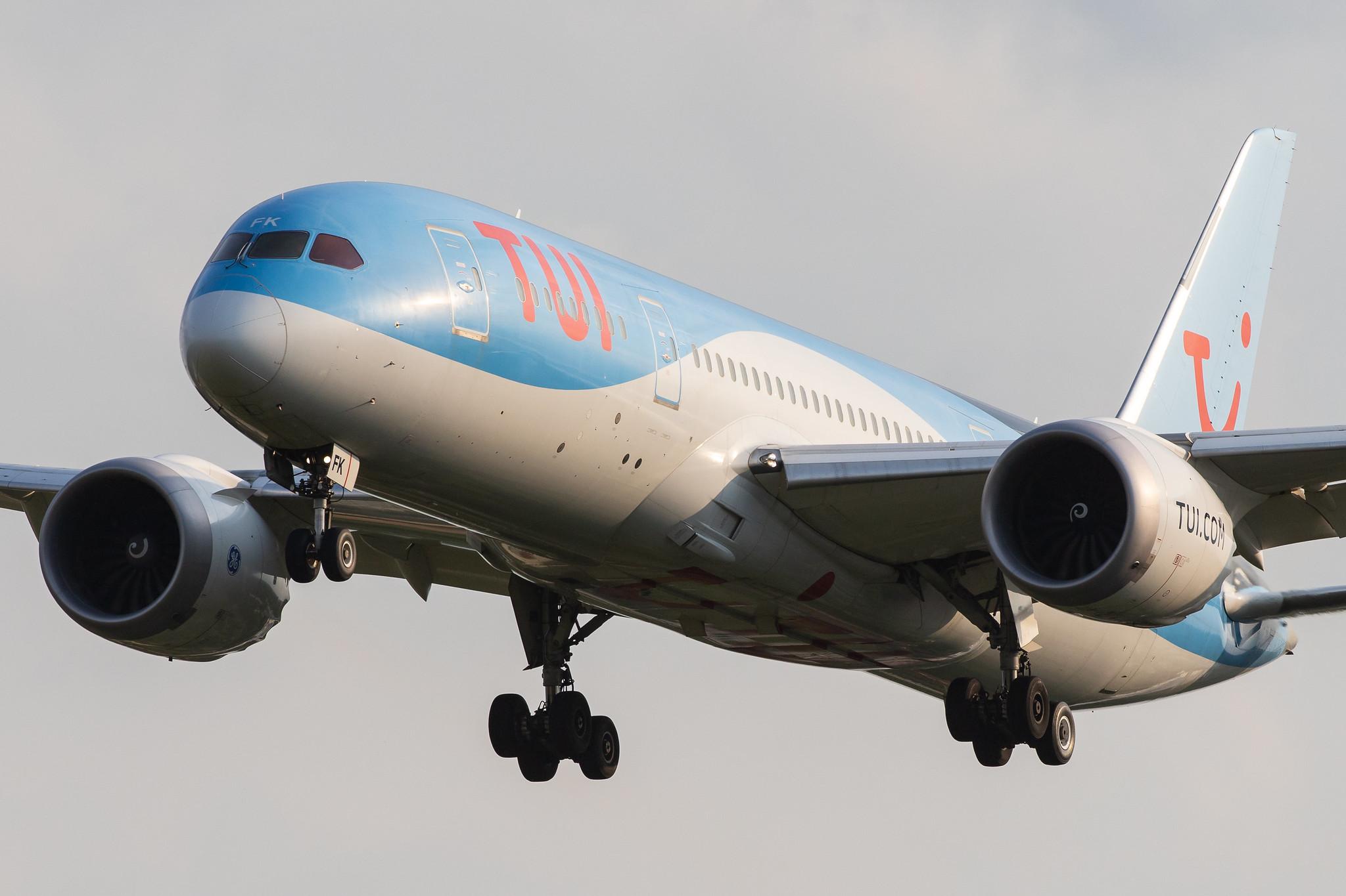 Hamburg Airport: TUI (X3 / TUI) | Operator: TUI fly Netherlands |  Boeing 787-8 Dreamliner B788 | PH-TFK | MSN 36427