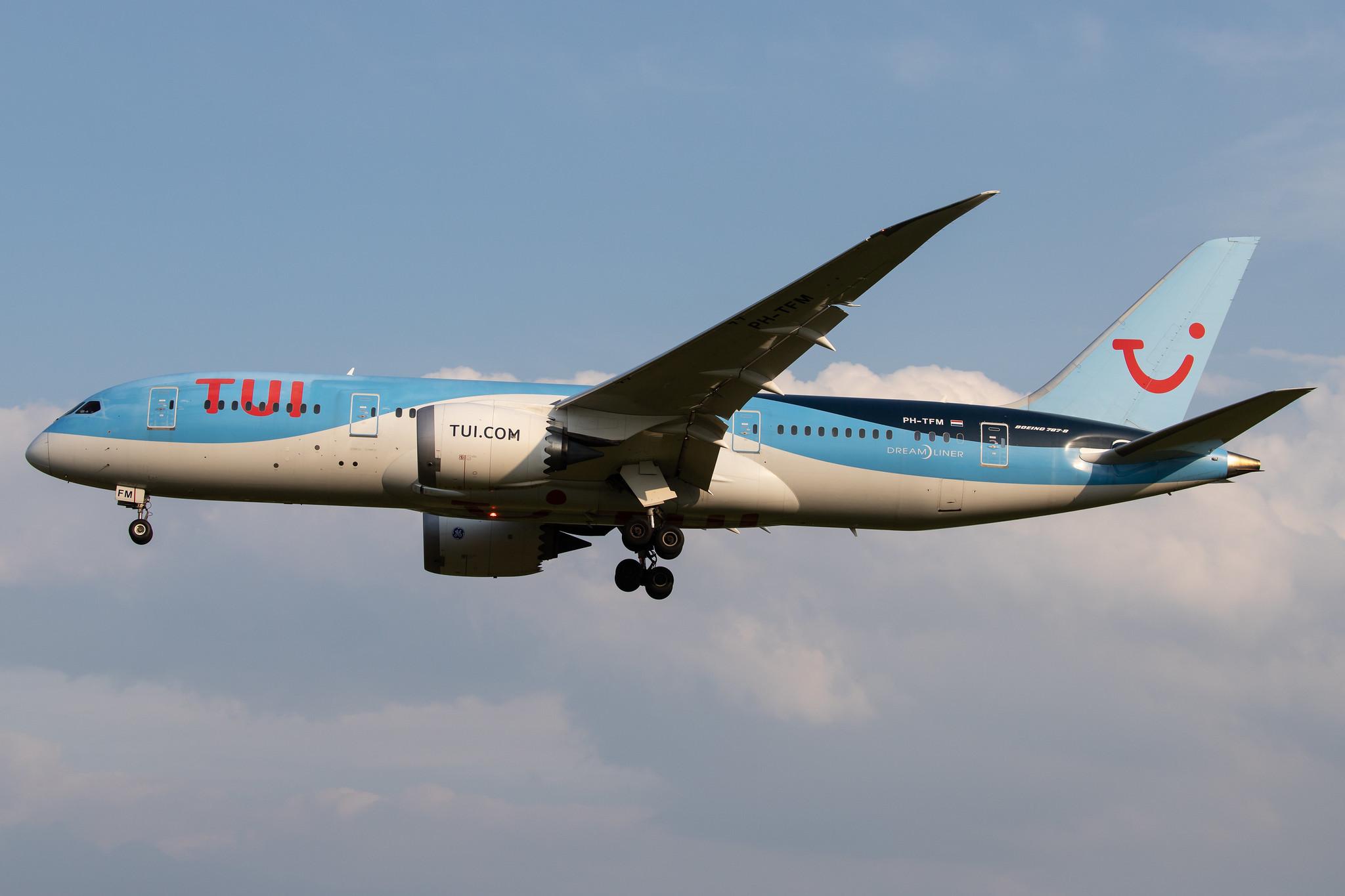 Hamburg Airport: TUI (X3 / TUI) | Operator: TUI fly Netherlands |  Boeing 787-8 Dreamliner B788 | PH-TFM | MSN 36429