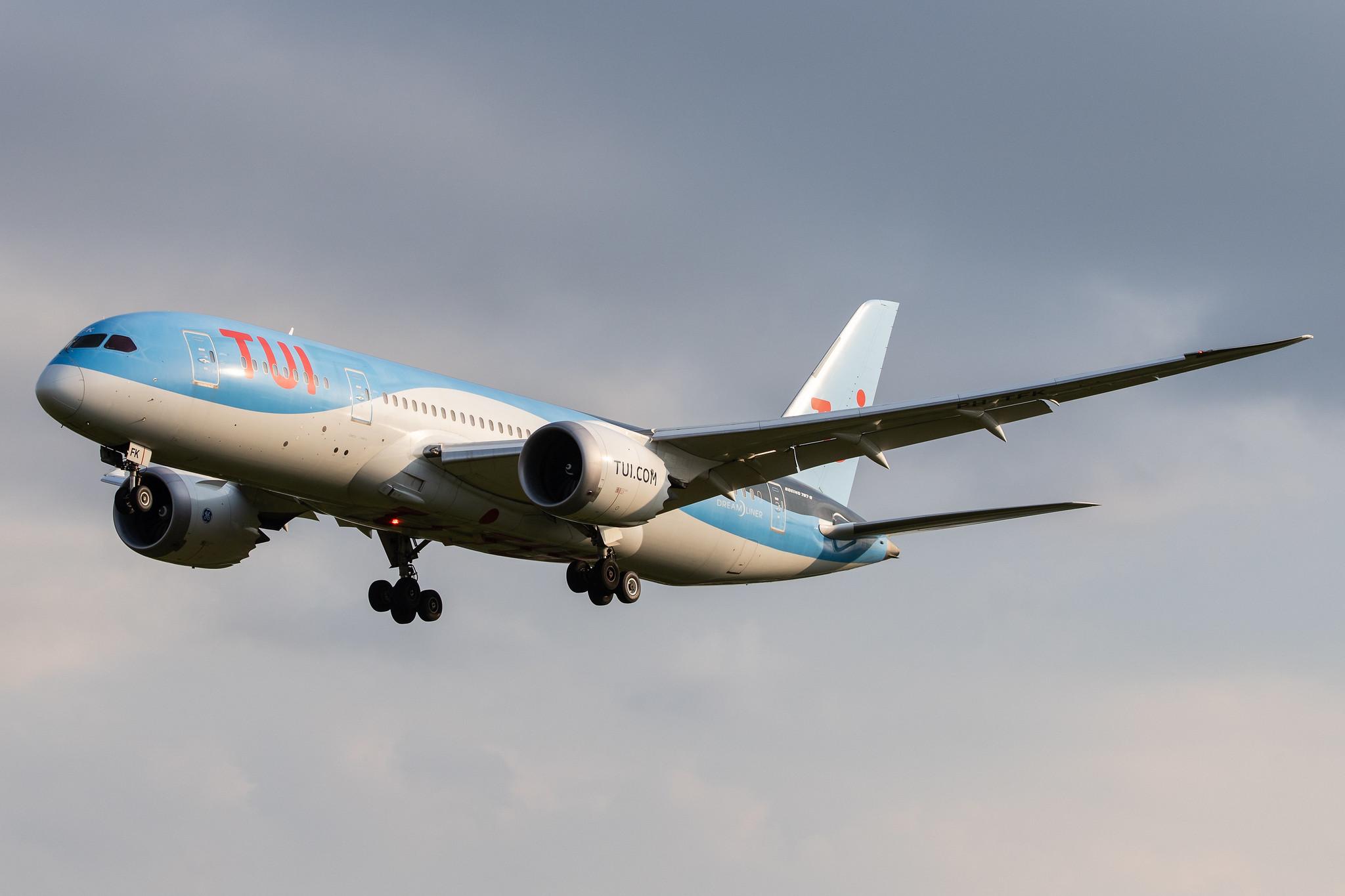 Hamburg Airport: TUI (X3 / TUI) | Operator: TUI fly Netherlands |  Boeing 787-8 Dreamliner B788 | PH-TFK | MSN 36427