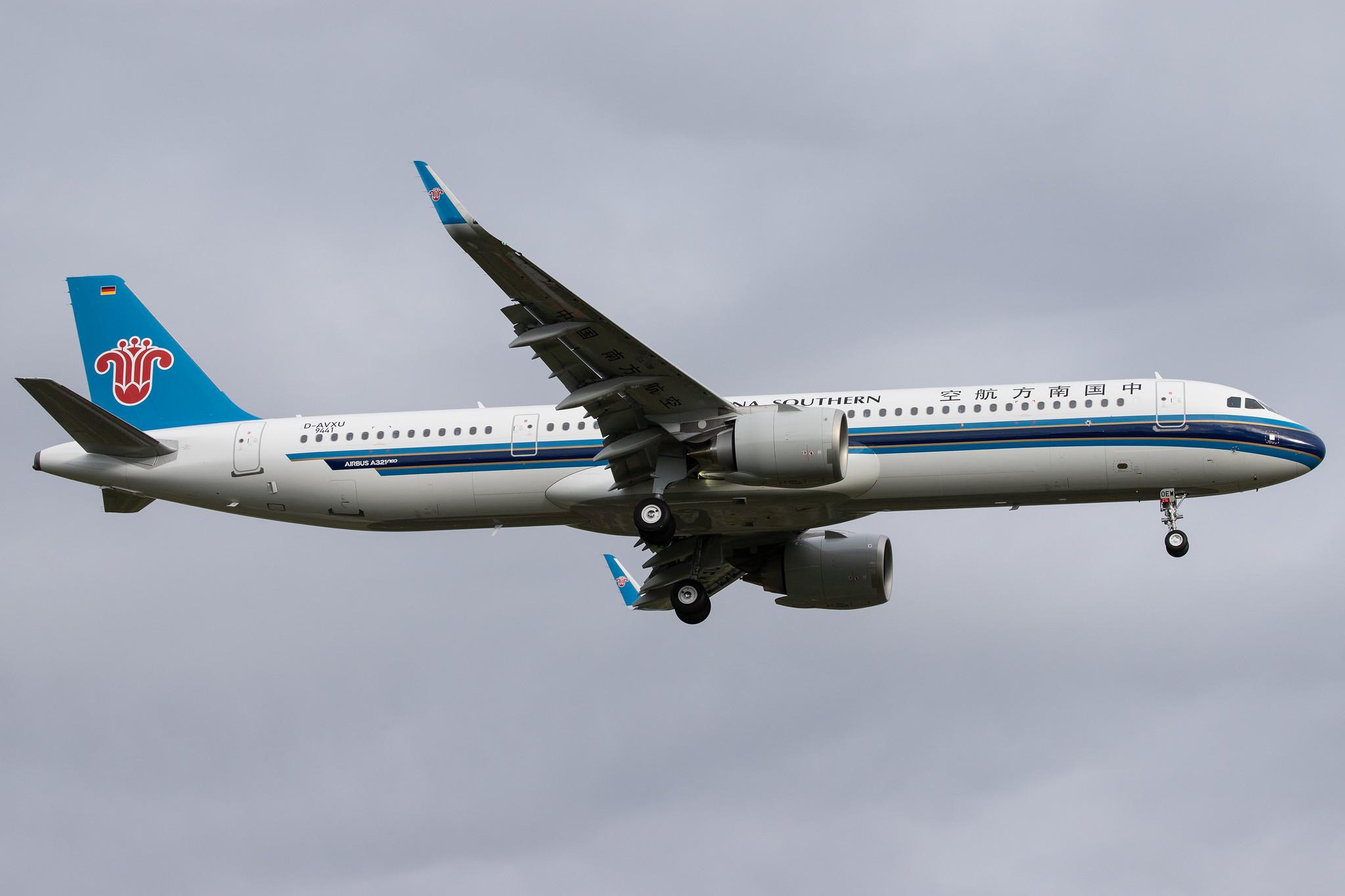 Hamburg Airport: China Southern Airlines  (CZ / CSN) |  Airbus A321-253NX A21N | D-AVXU | MSN 9441