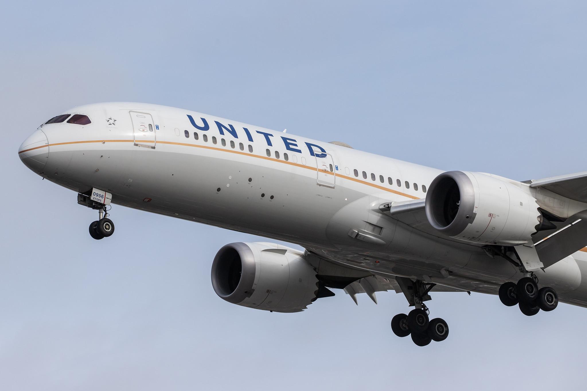 London Heathrow Airport: United Airlines (UA / UAL) |  Boeing 787-9 Dreamliner B789 | N45956 | MSN 40918