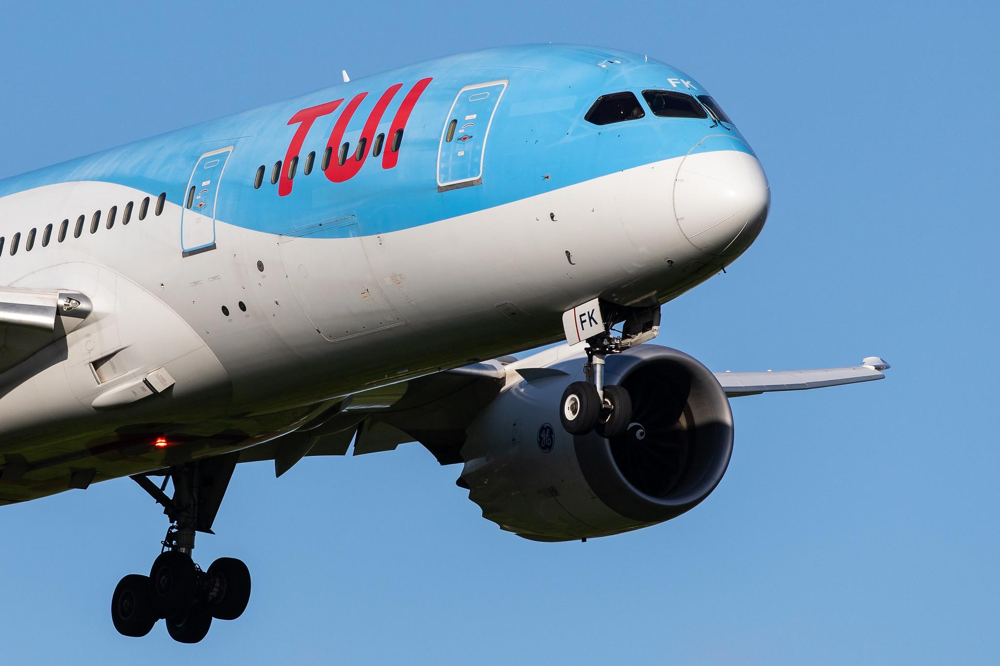 Hamburg Airport: TUI (X3 / TUI) | Operator: TUI fly Netherlands |  Boeing 787-8 Dreamliner B788 | PH-TFK | MSN 36427