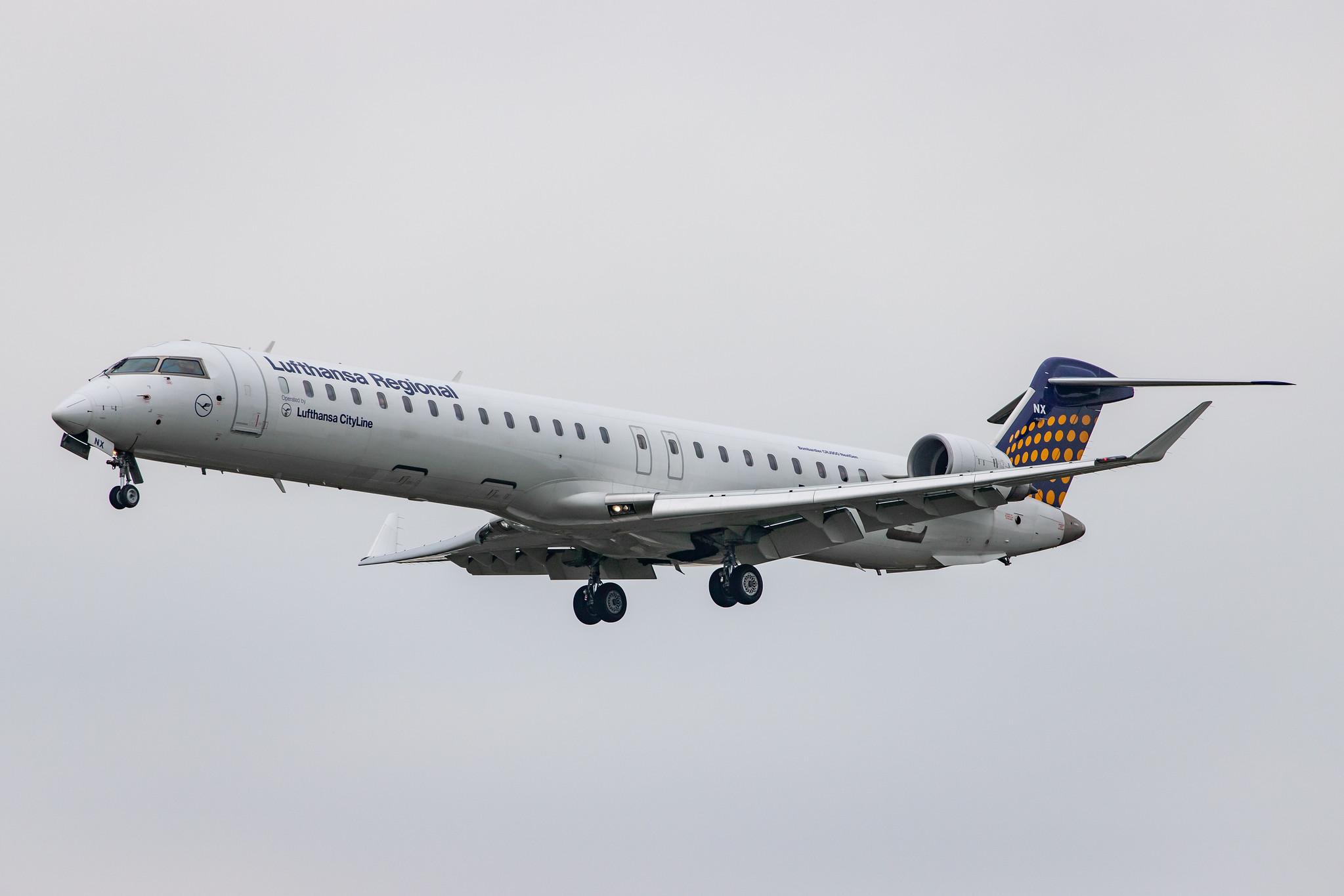 Hamburg Airport: Lufthansa (LH / DLH) | Operator: Lufthansa CityLine |  Bombardier CRJ-900LR CRJ9 | D-ACNX | MSN 15270