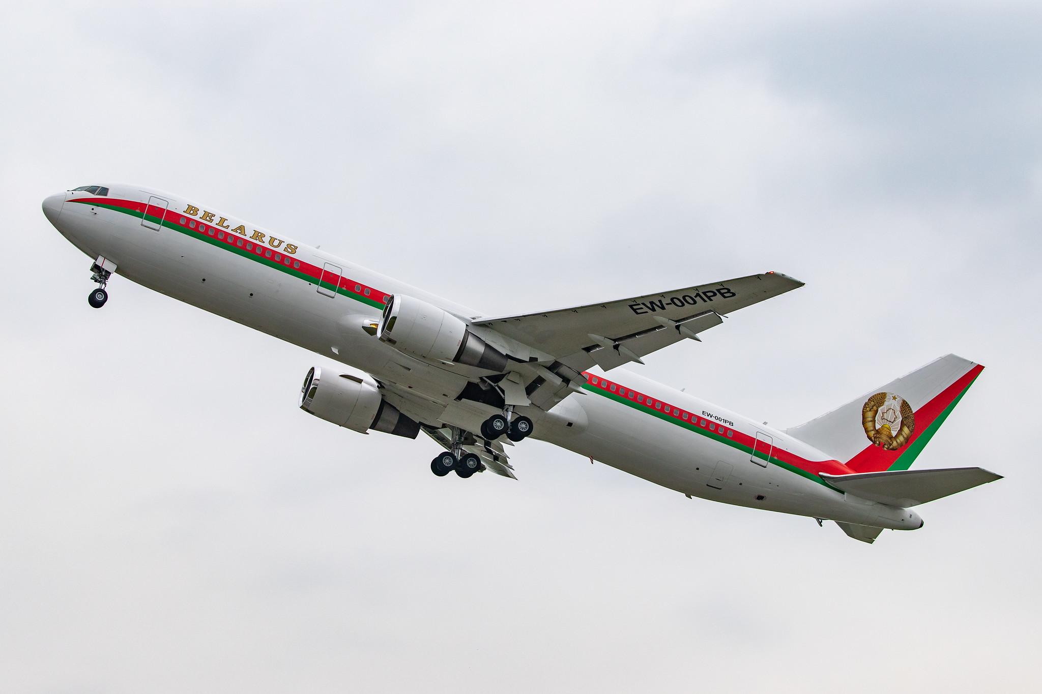 Hamburg Airport: Belarus Government |  Boeing 767-32KER B763 | EW-001PB | MSN 33968