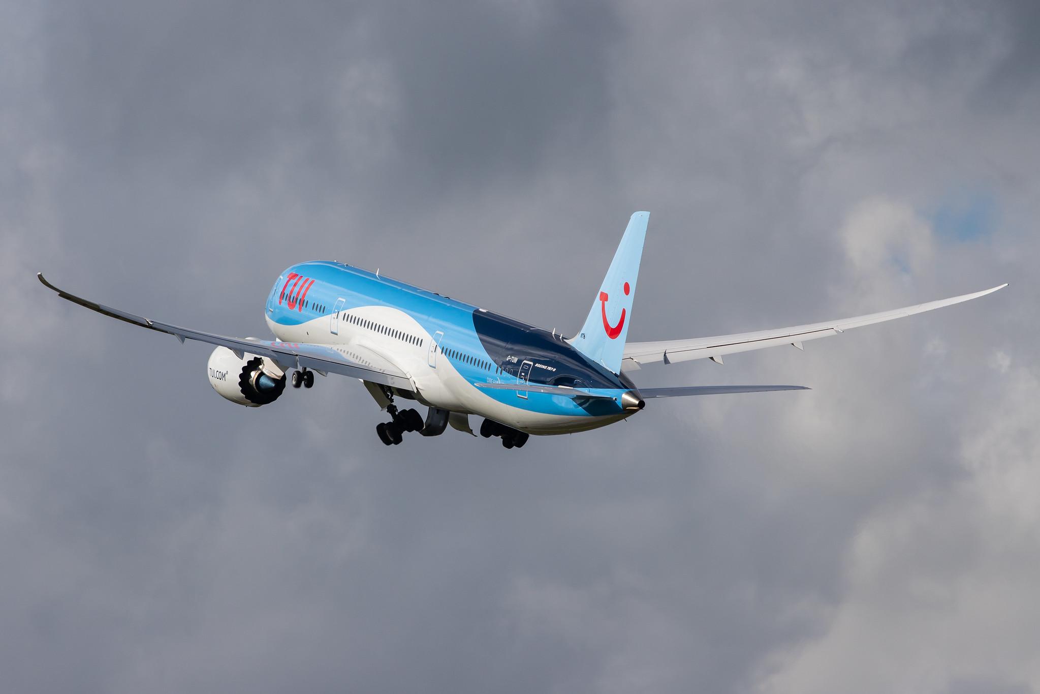 Hamburg Airport: TUI (X3 / TUI) | Operator: TUI Airways |  Boeing 787-9 Dreamliner B789 | G-TUIN | MSN 64293