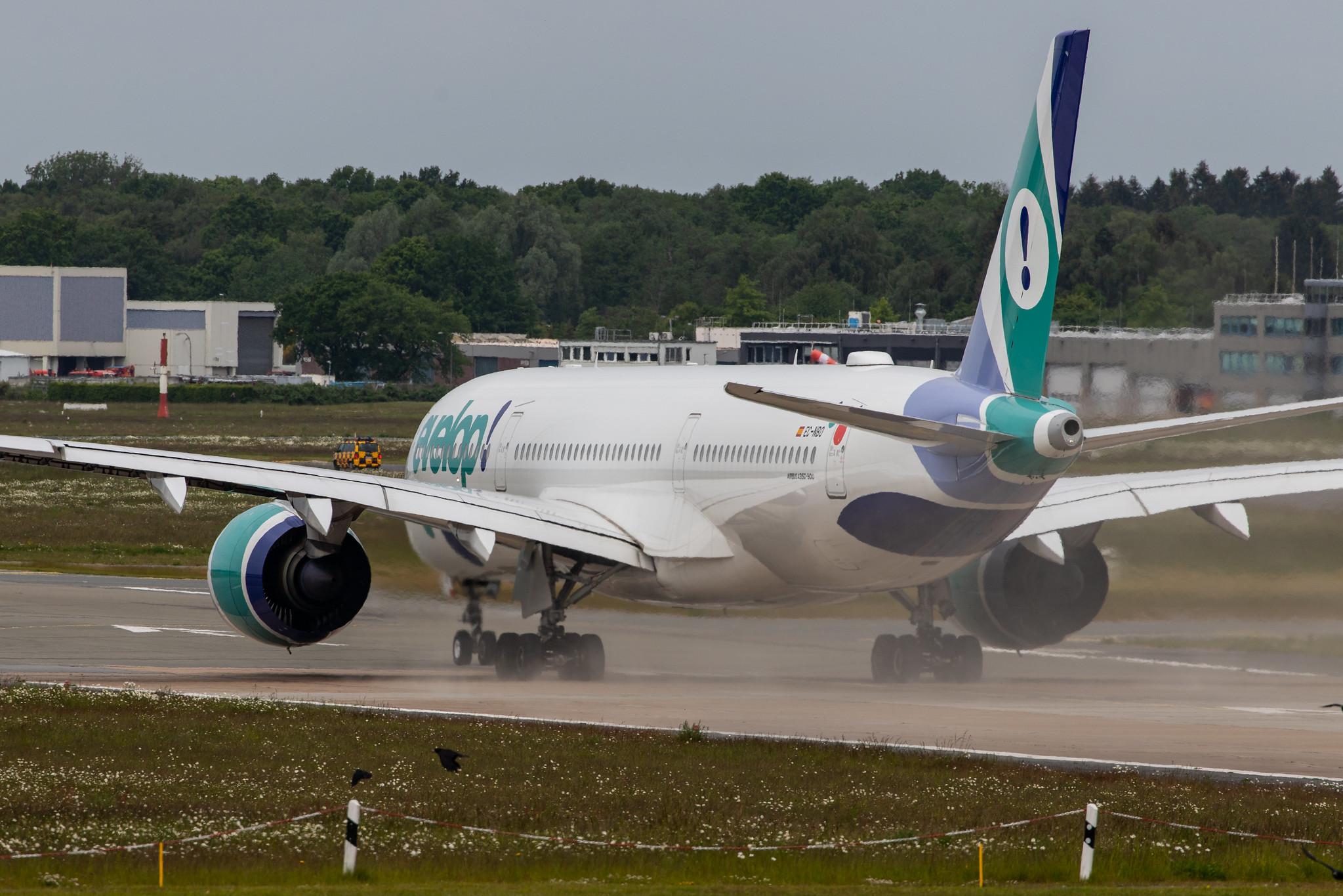 Hamburg Airport: Evelop Airlines (E9 / EVE) |  Airbus A350-941 A359 | EC-NBO | MSN 293