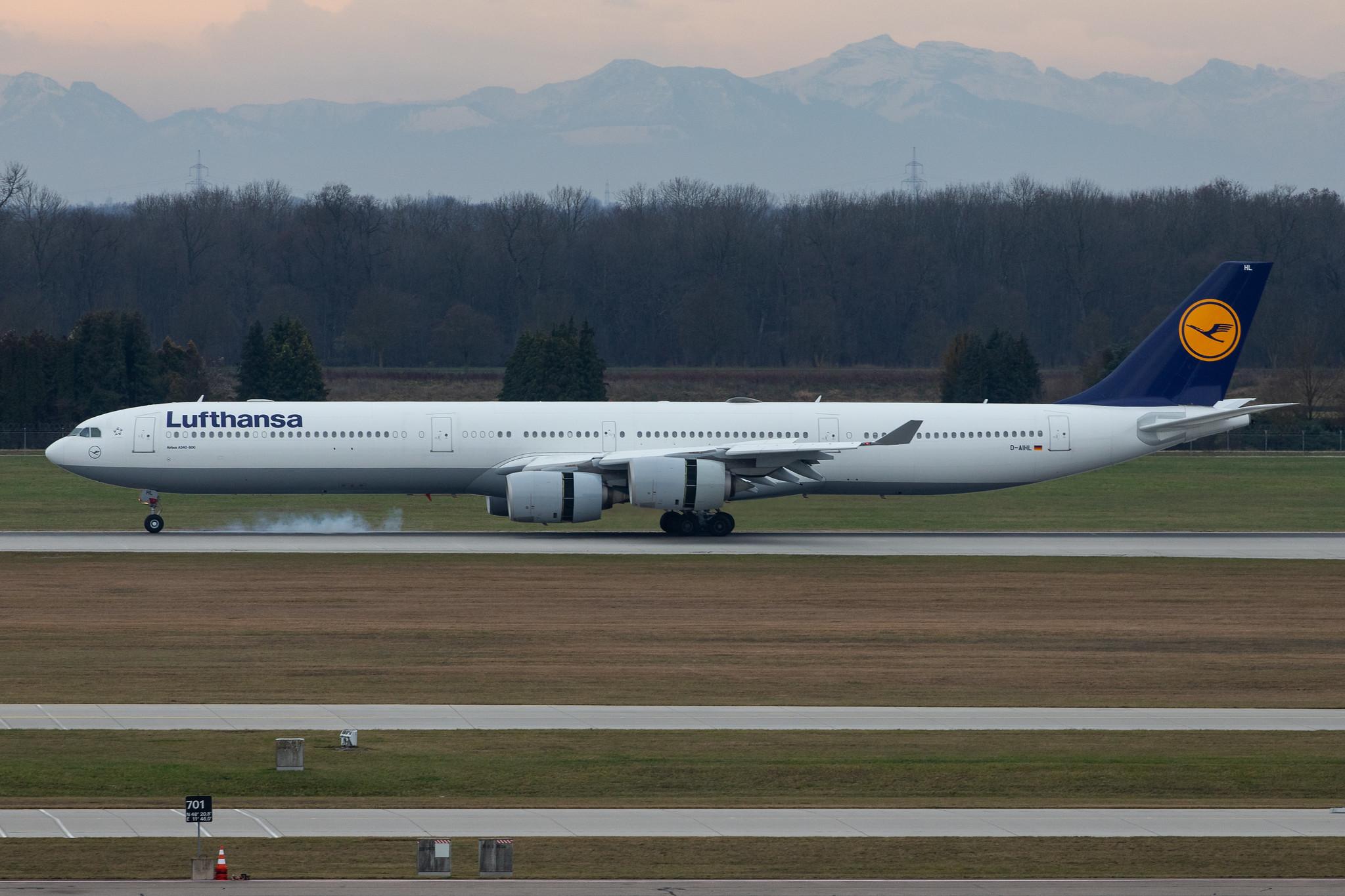 Munich Airport: Lufthansa (LH / DLH) |  Airbus A340-642 A346 | D-AIHL | MSN 0583