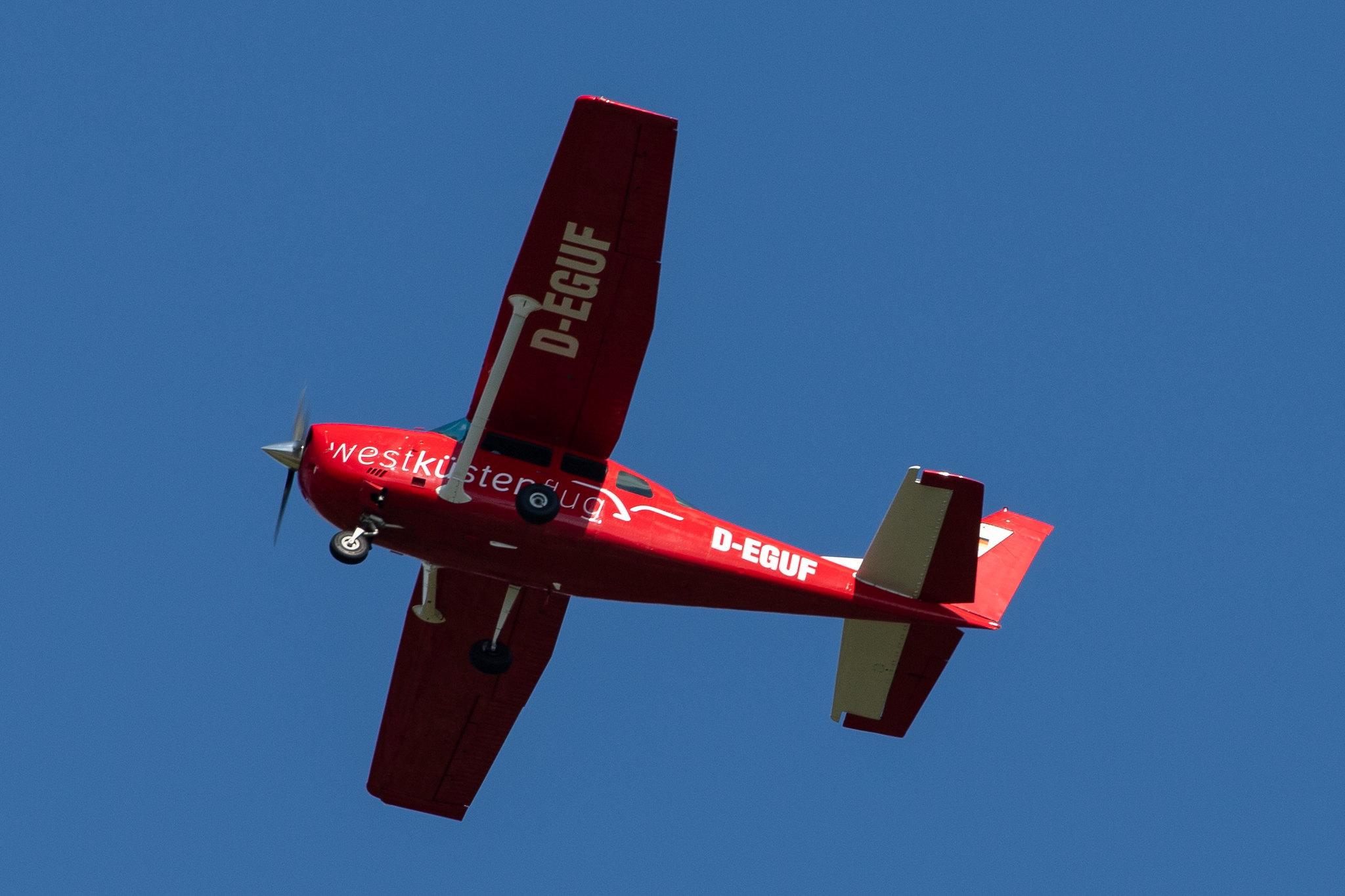 Hamburg Airport: Private Owner |  Cessna U206G Stationair II C206 | D-EGUF | MSN U20603596