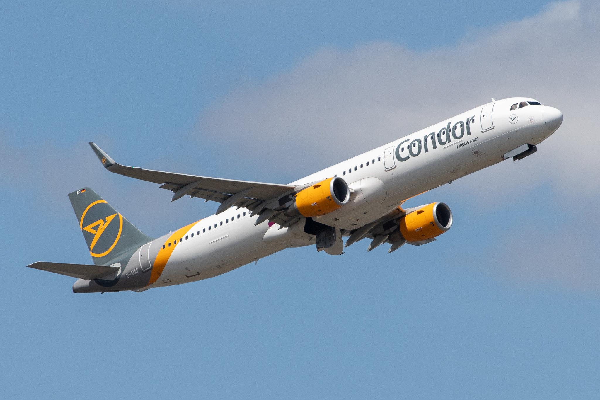 Frankfurt Airport: Condor (DE / CFG) |  Airbus A321-211 A321 | D-AIAF | MSN 6459