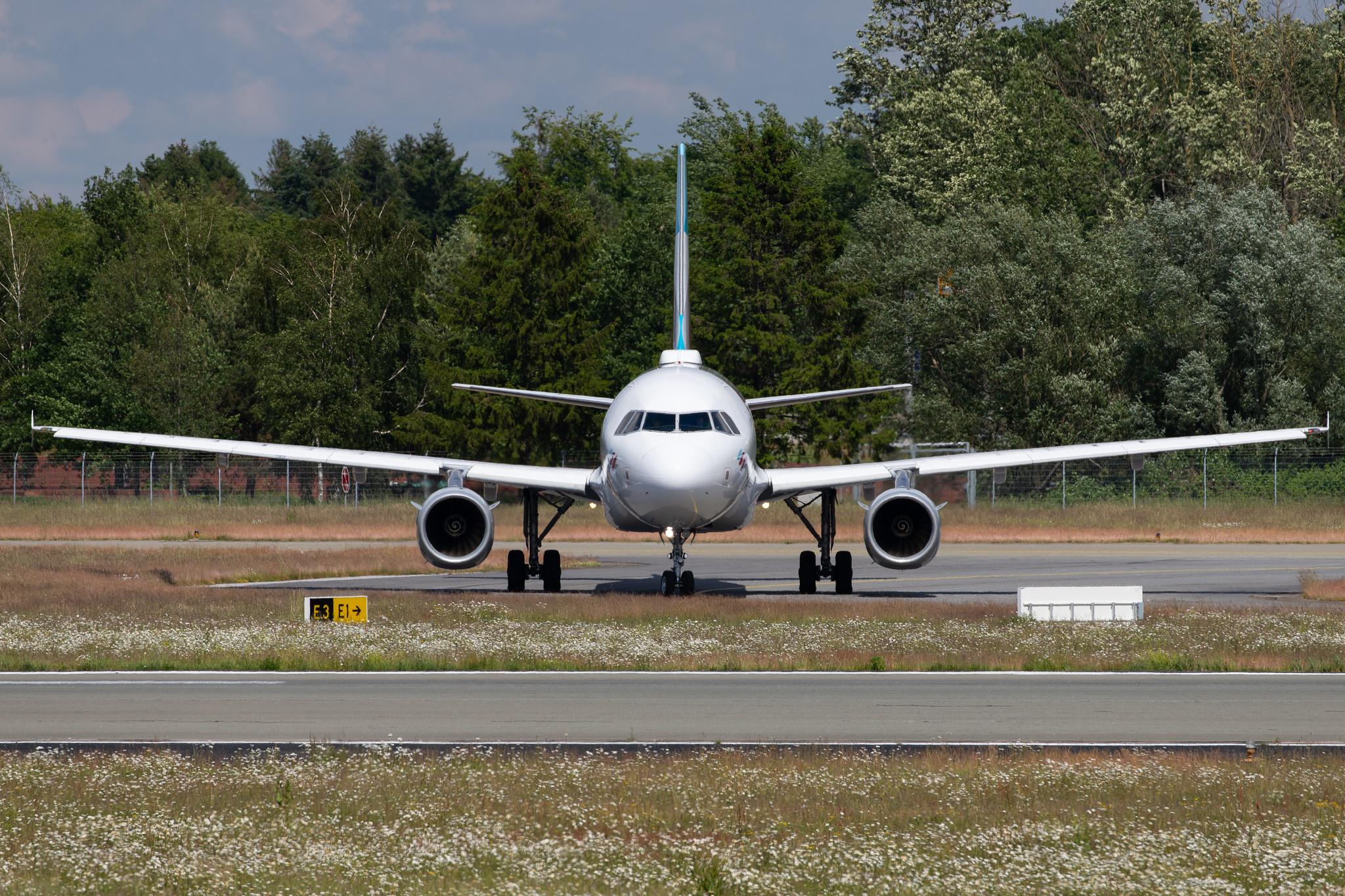 Hamburg Airport: Eurowings (EW / EWG) |  Airbus A319-132 A319 | D-AGWC | MSN 2976