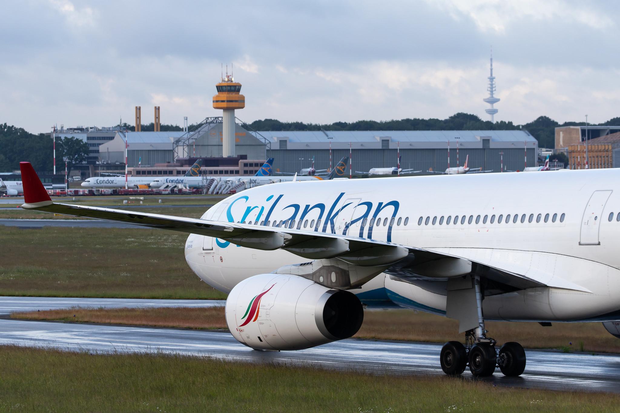Hamburg Airport: SriLankan Airlines (UL / ALK) |  Airbus A330-343 A333 | 4R-ALO | MSN 1650
